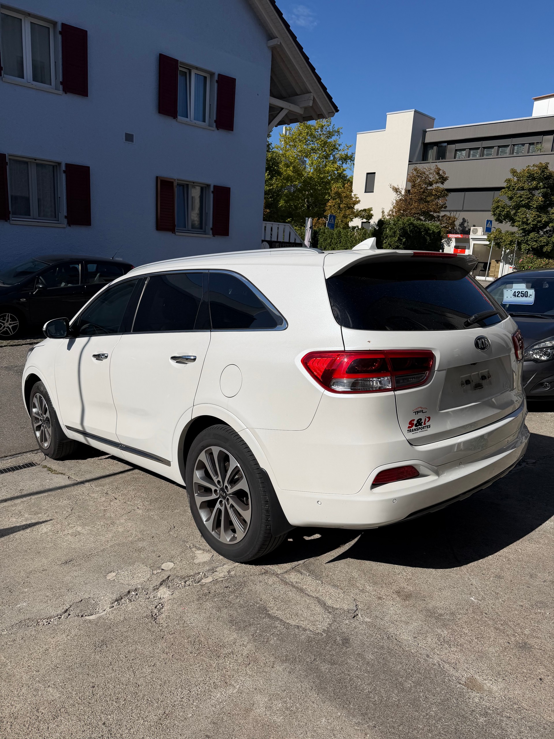 KIA Sorento 2.2 CRDI Style 7P. Automatic-image-5