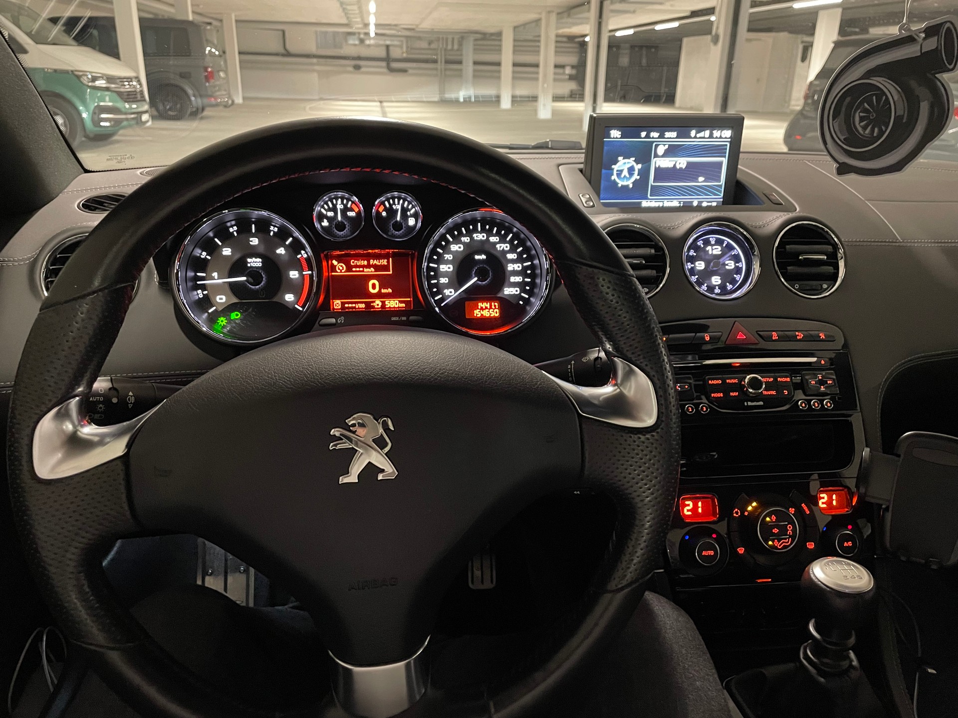 PEUGEOT 2.0 HDi-image-8