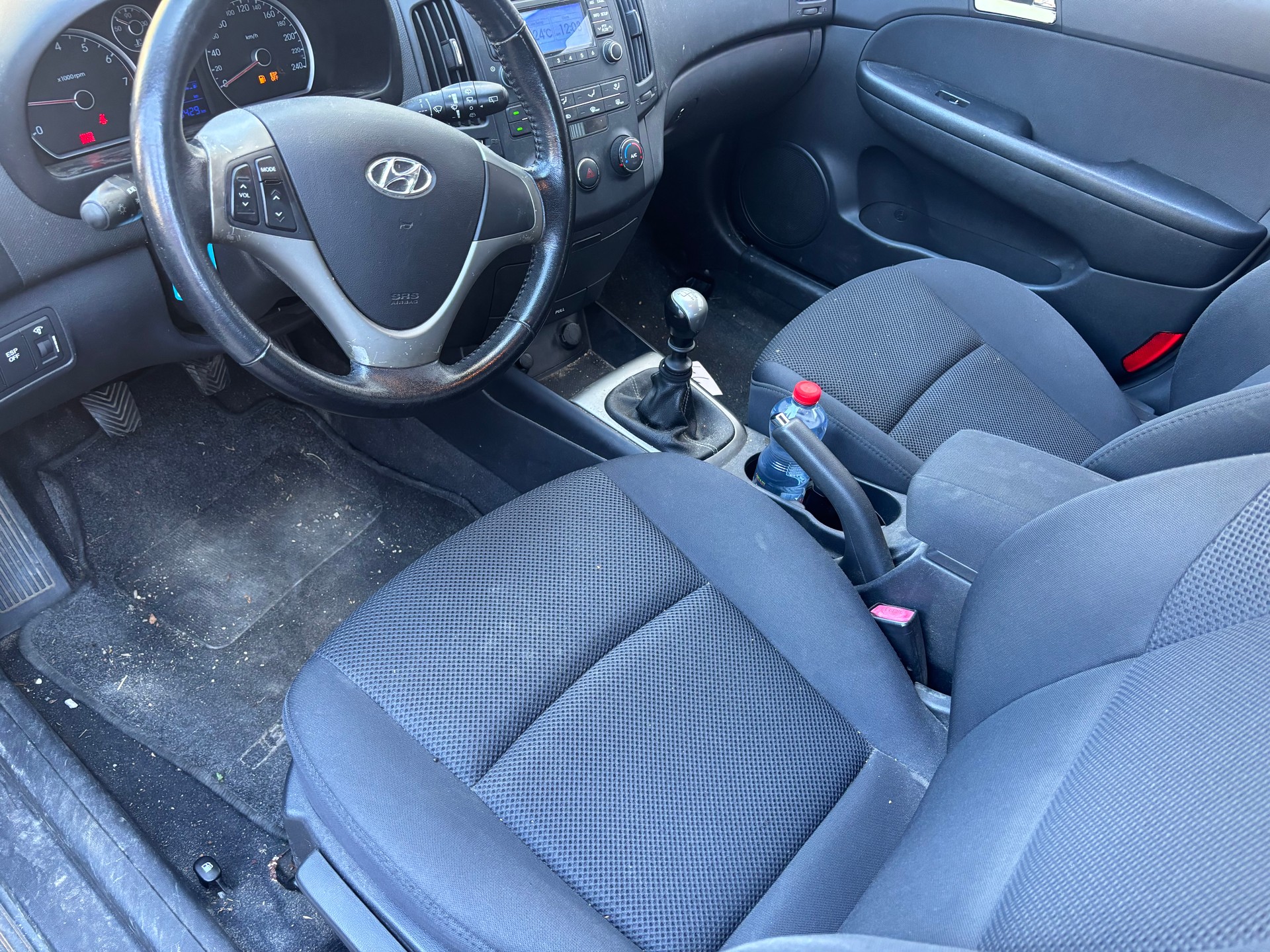 HYUNDAI i30 Wagon 1.6 Style-image-8