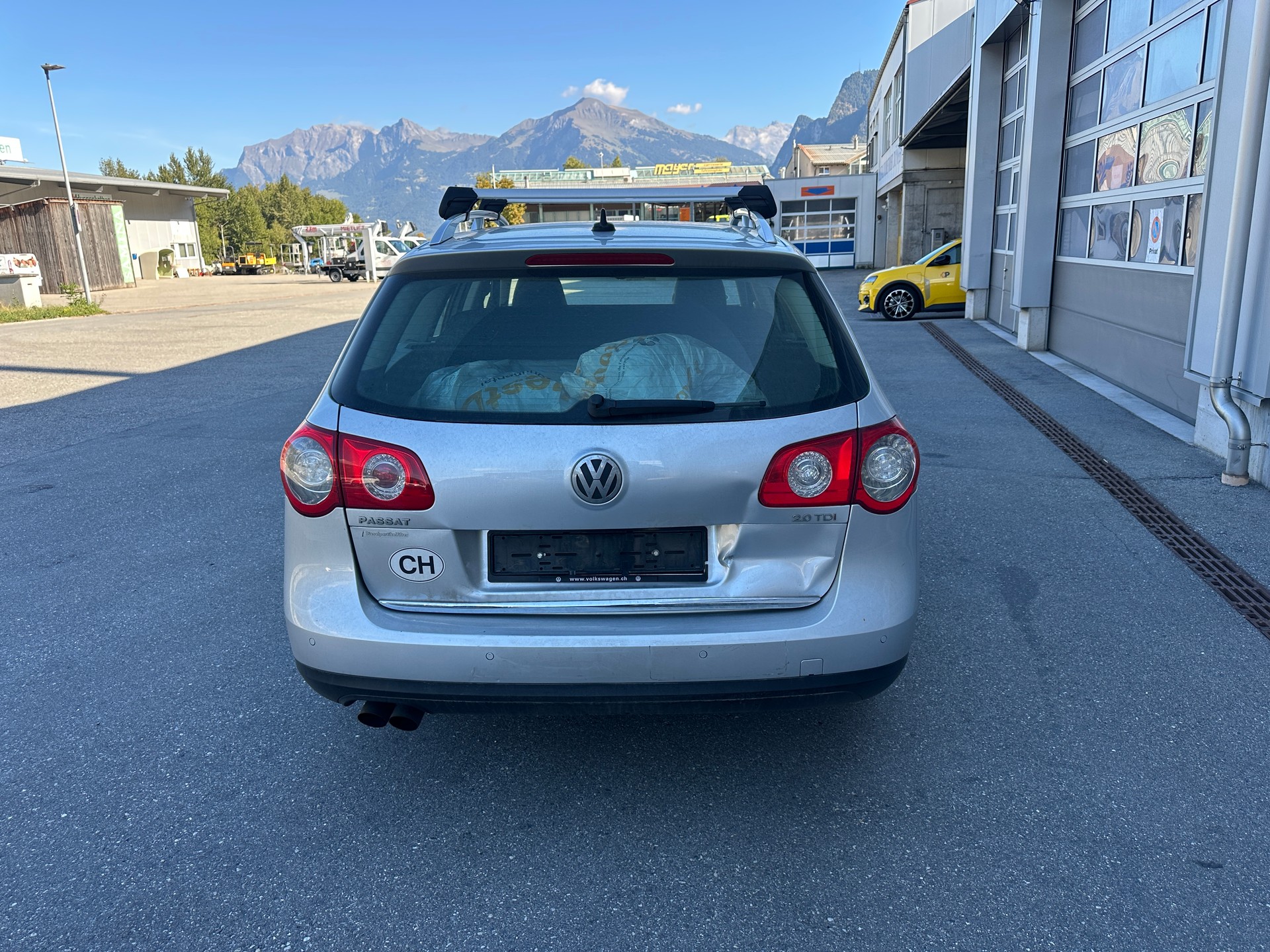 VW PASSAT-image-6