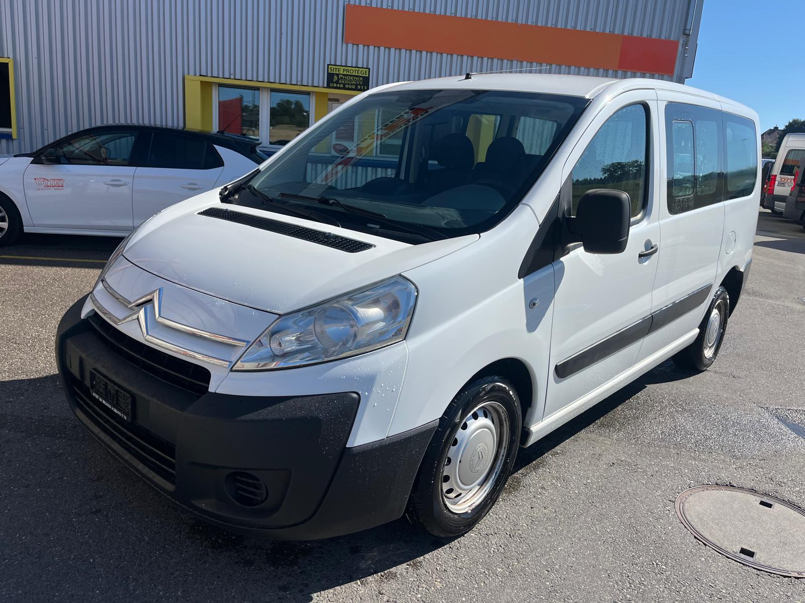CITROEN Jumpy 2.0i 16V Loisirs L2H1-image-0