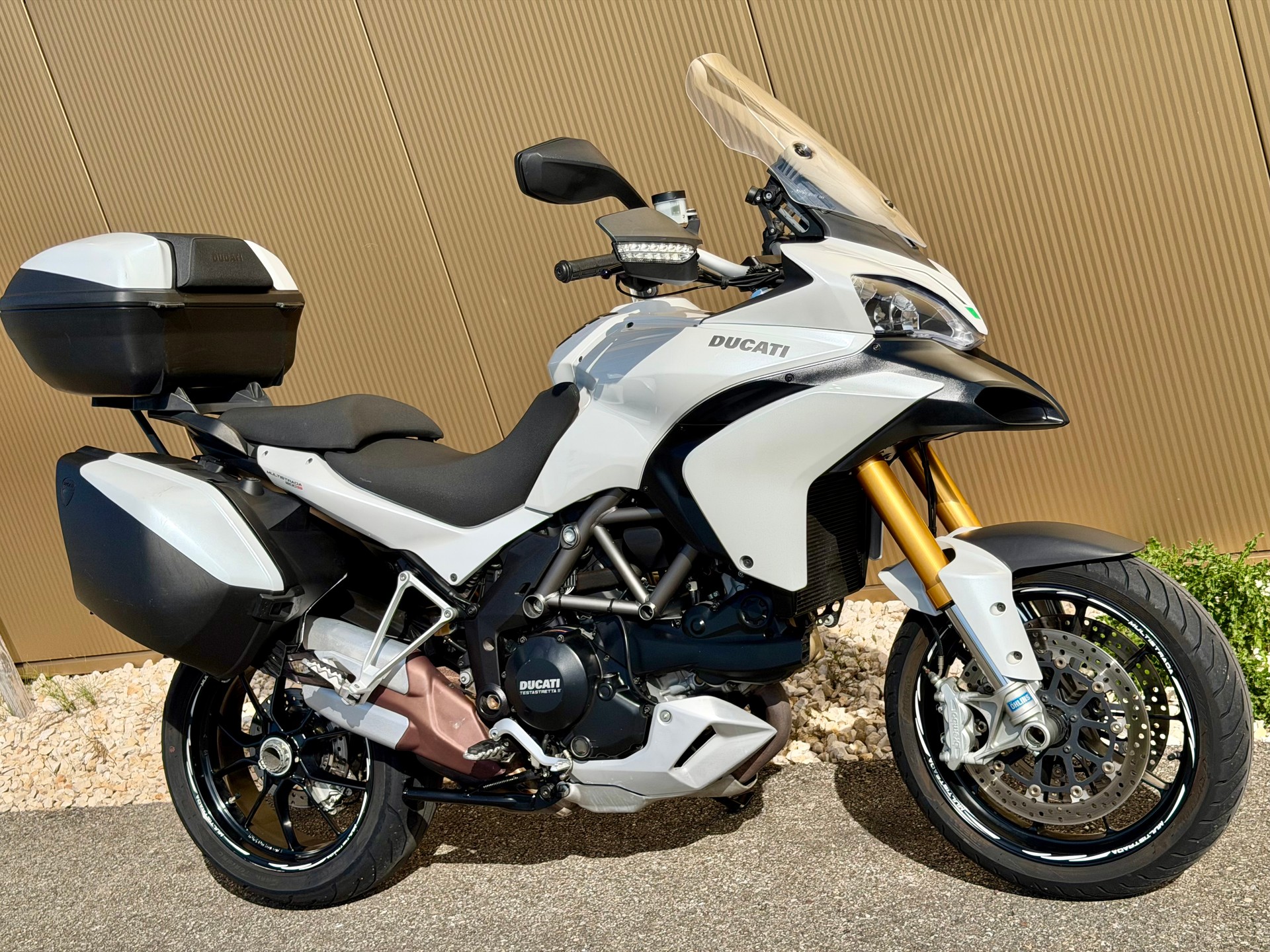 DUCATI Multistrada 1200 S Touring ABS-showroom-element-2