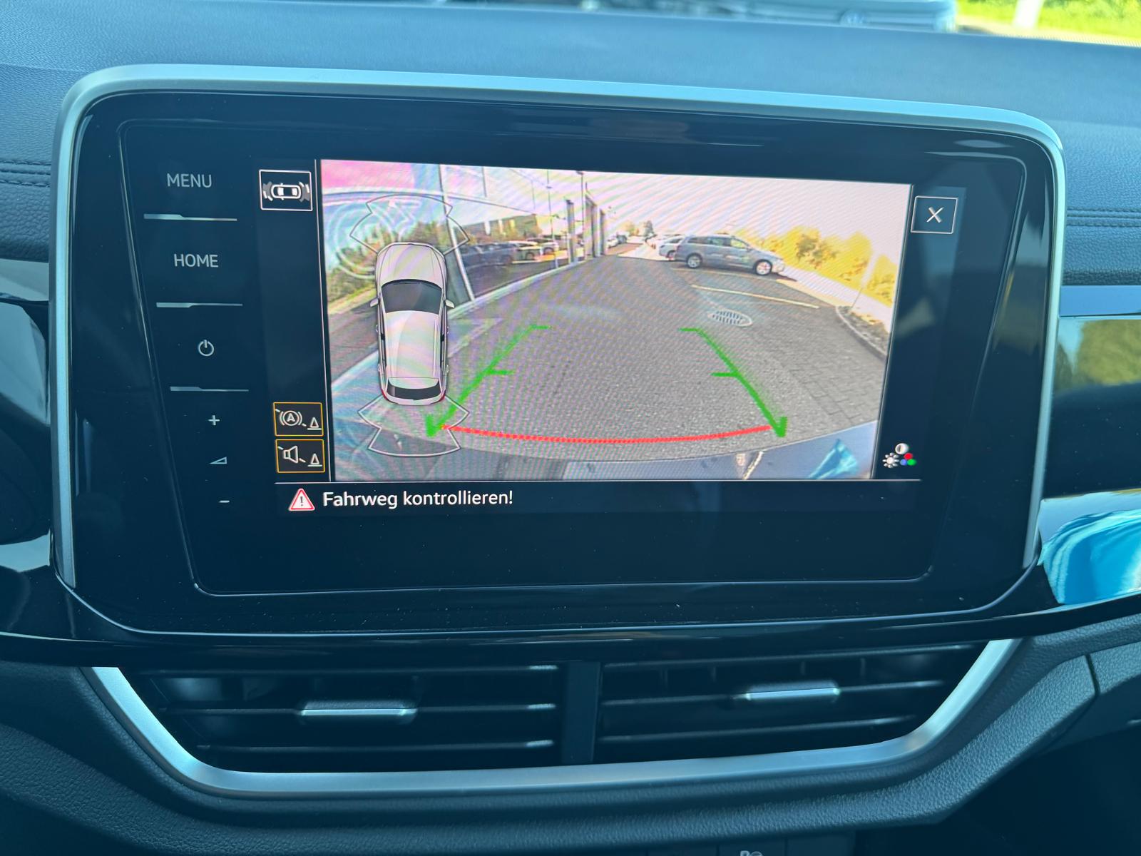 VW T-Roc 2.0 TSI R DSG 4Motion-image-11