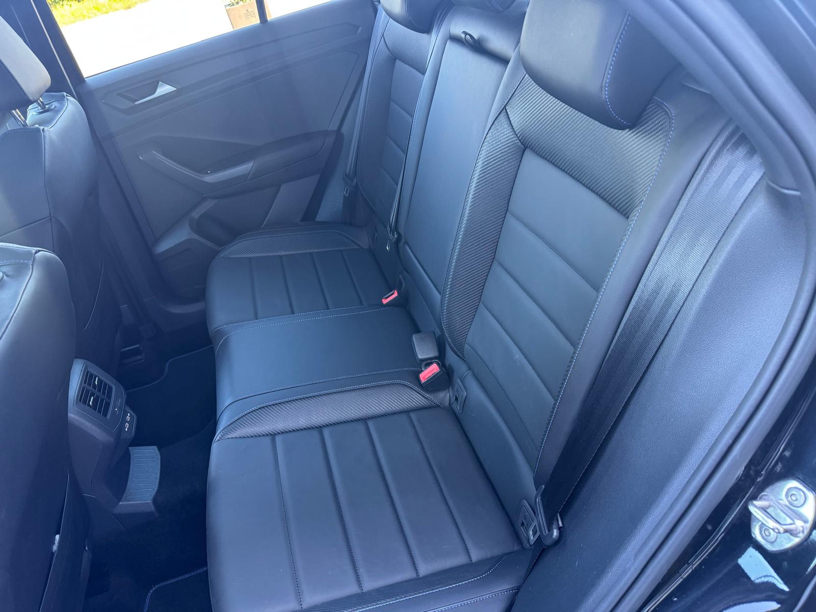 VW T-Roc 2.0 TSI R DSG 4Motion-image-6