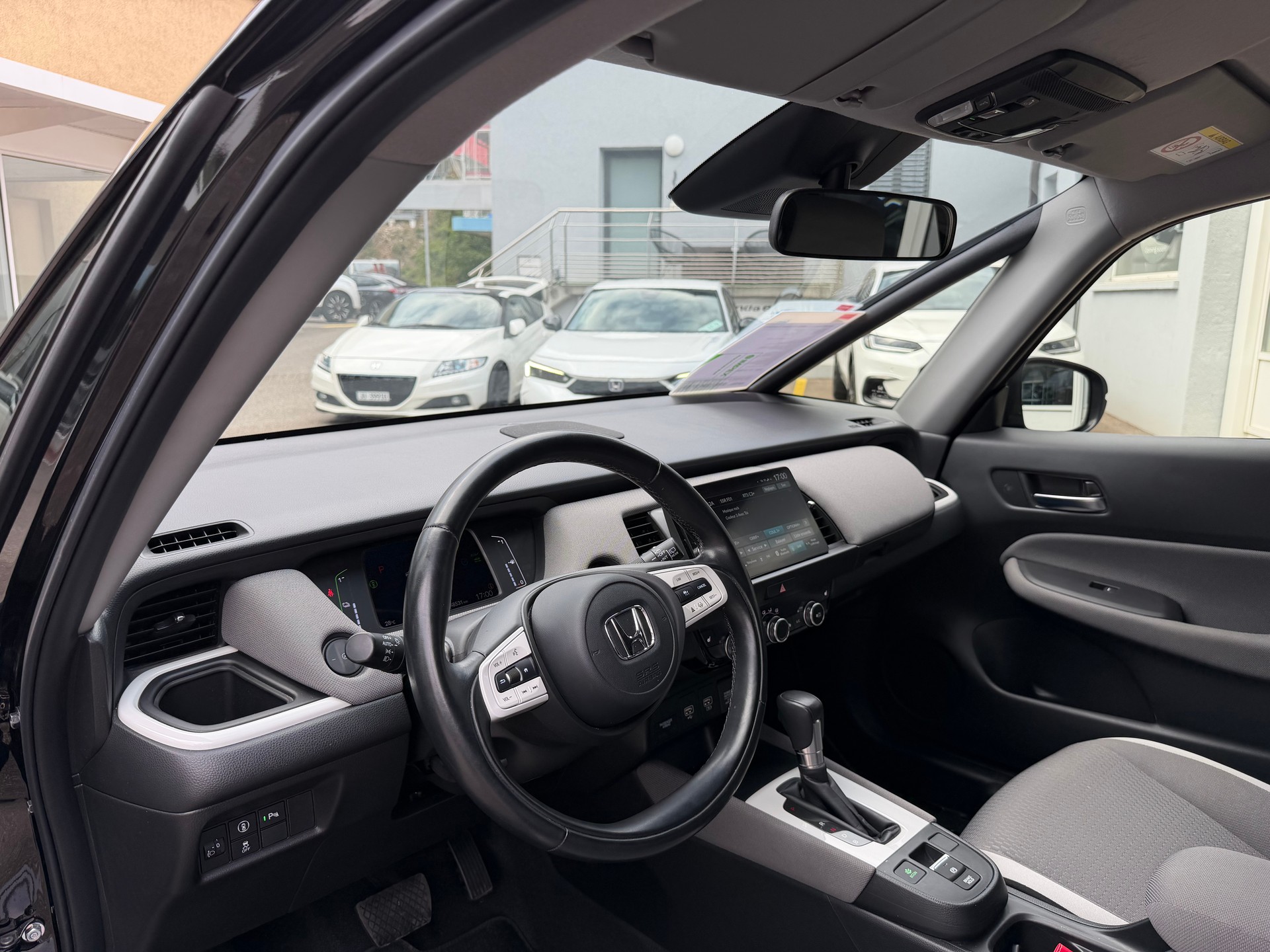 HONDA Jazz 1.5i-MMD Crosstar Executive E-CVT-image-8