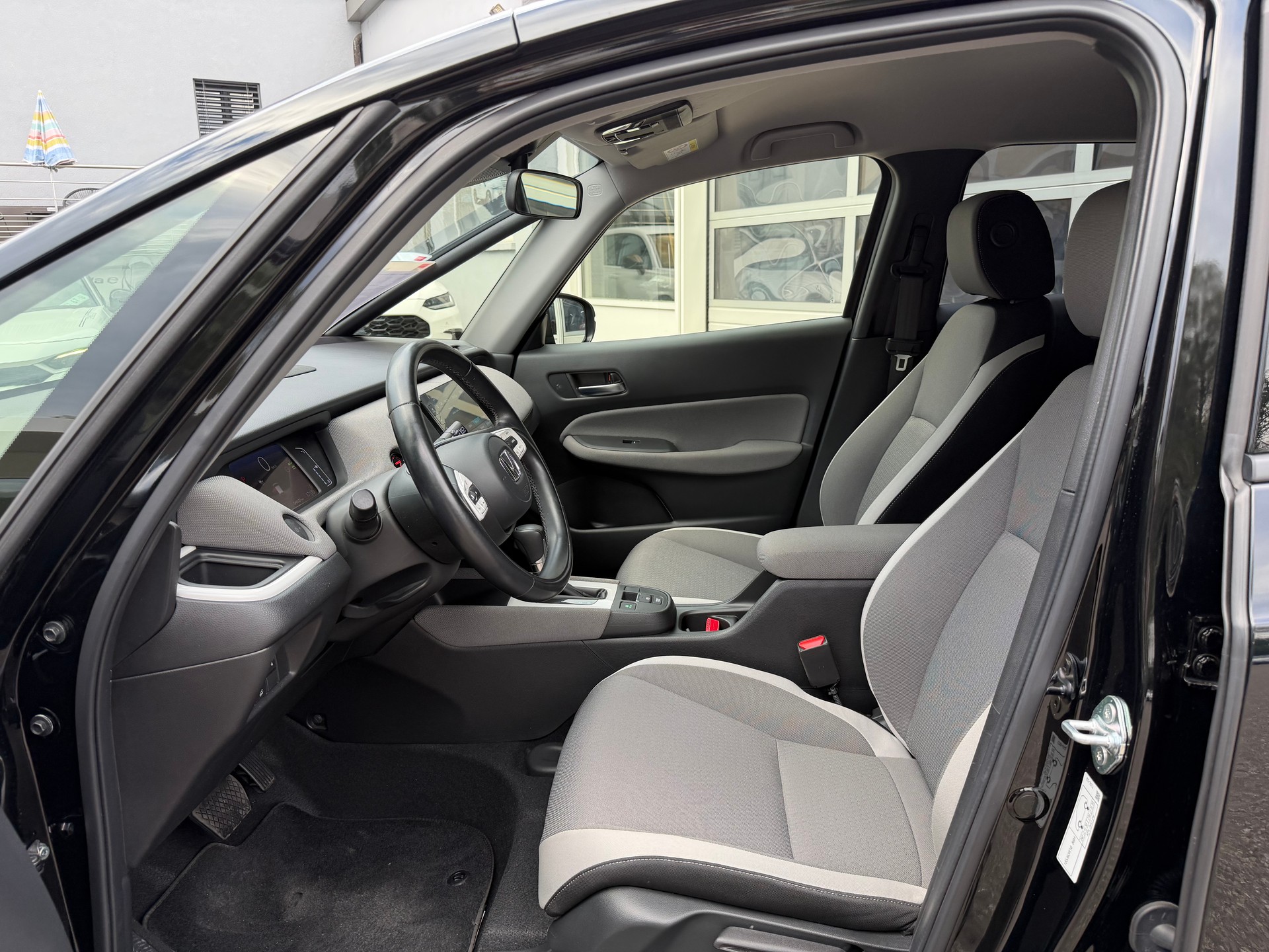 HONDA Jazz 1.5i-MMD Crosstar Executive E-CVT-image-9