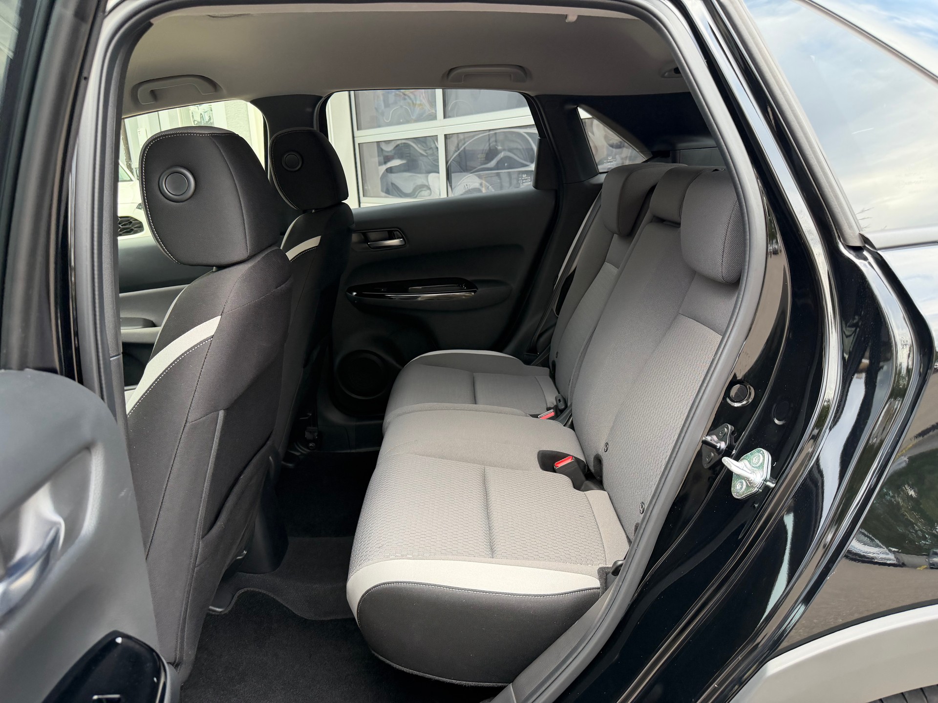 HONDA Jazz 1.5i-MMD Crosstar Executive E-CVT-image-10