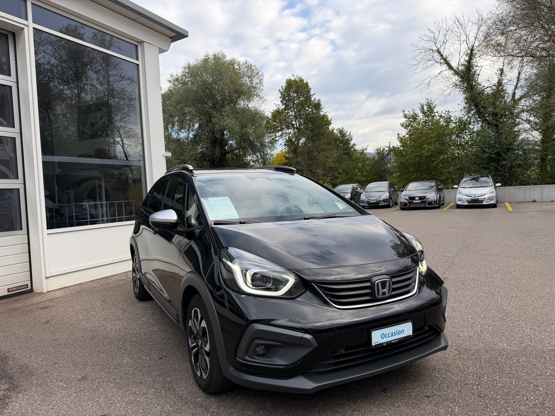 HONDA Jazz 1.5i-MMD Crosstar Executive E-CVT-image-2