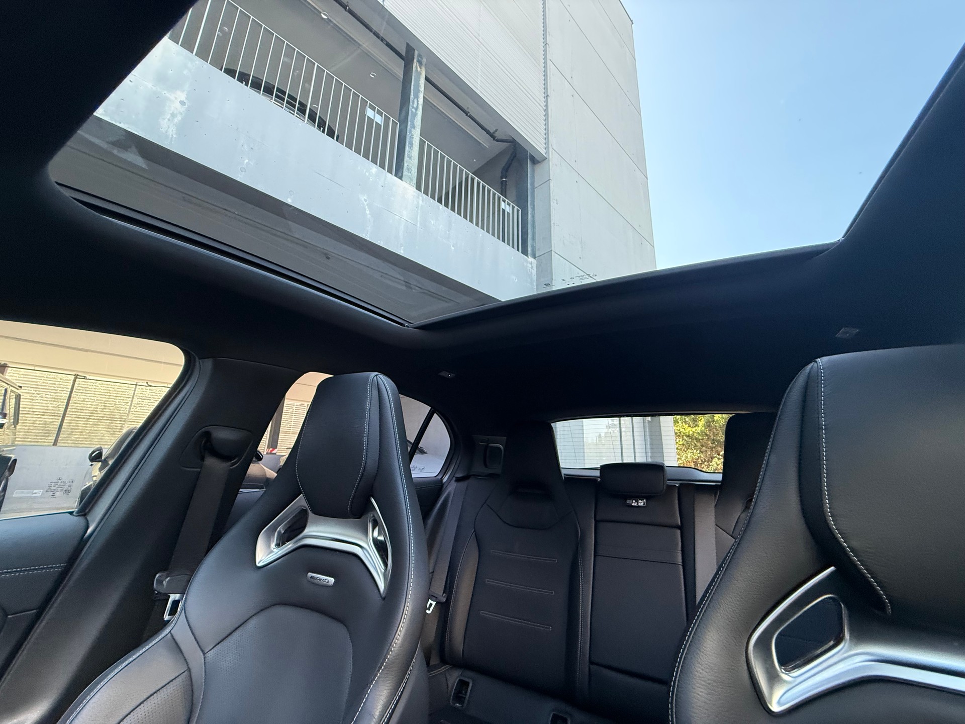 MERCEDES-BENZ A 45 S AMG 4matic+ Limited Edition-image-5