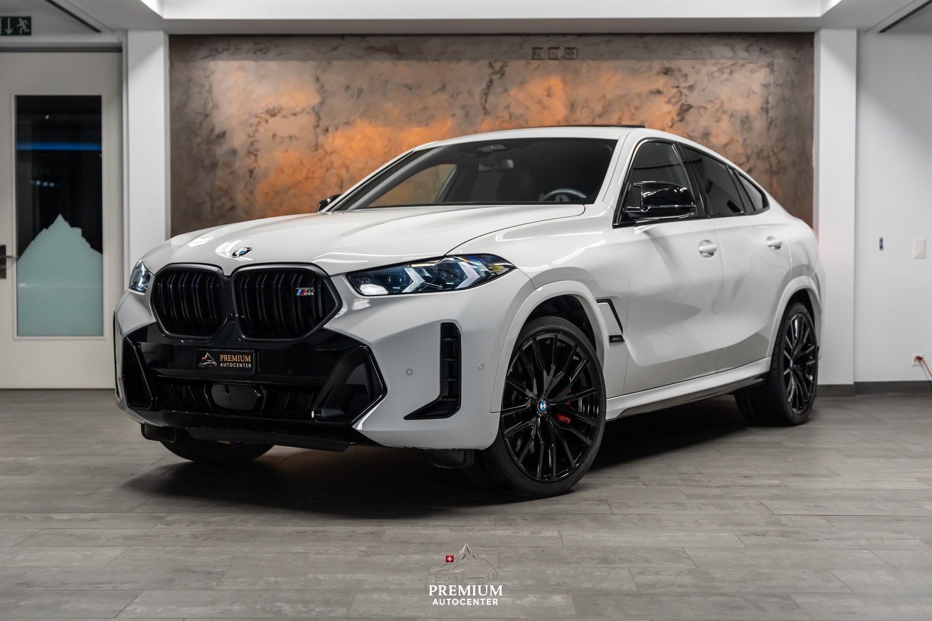 BMW X6 xDrive 48V M60i M Sport Pro Steptronic *Sky-Lounge*Fahrassistenz*Ambient Air*-image-0