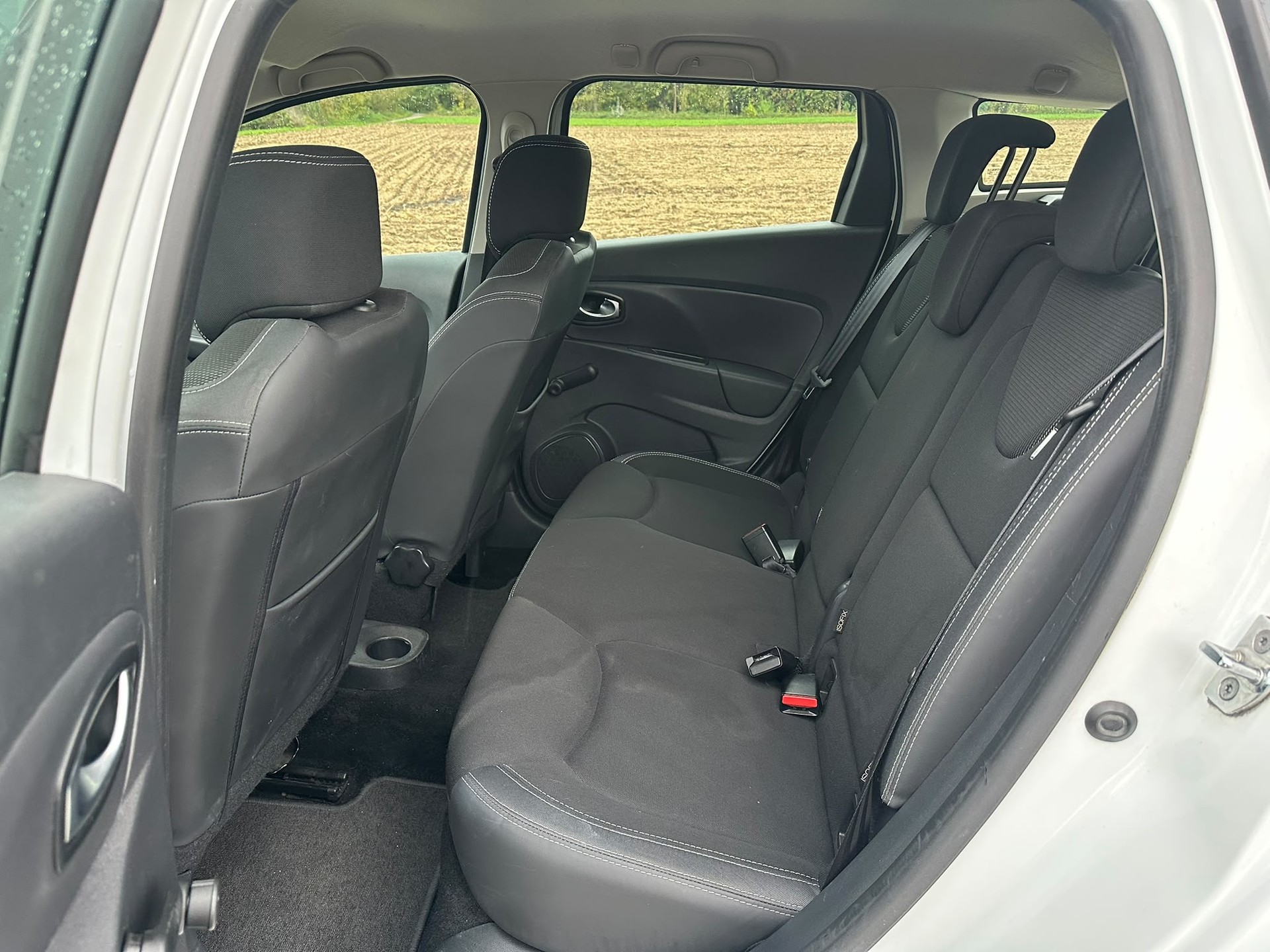 RENAULT Clio Grandtour 1.5 dCi Intens-image-11