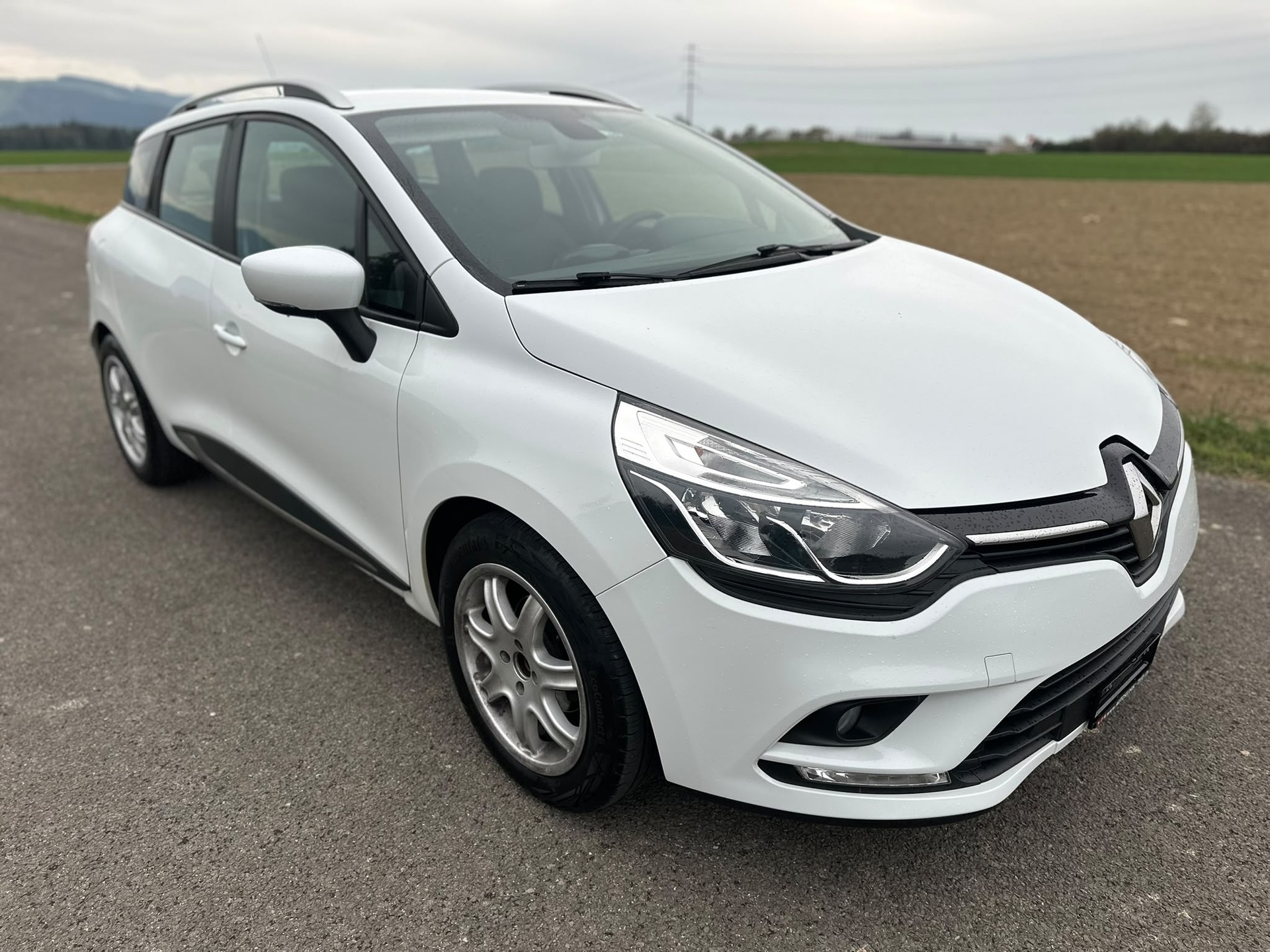 RENAULT Clio Grandtour 1.5 dCi Intens-image-3