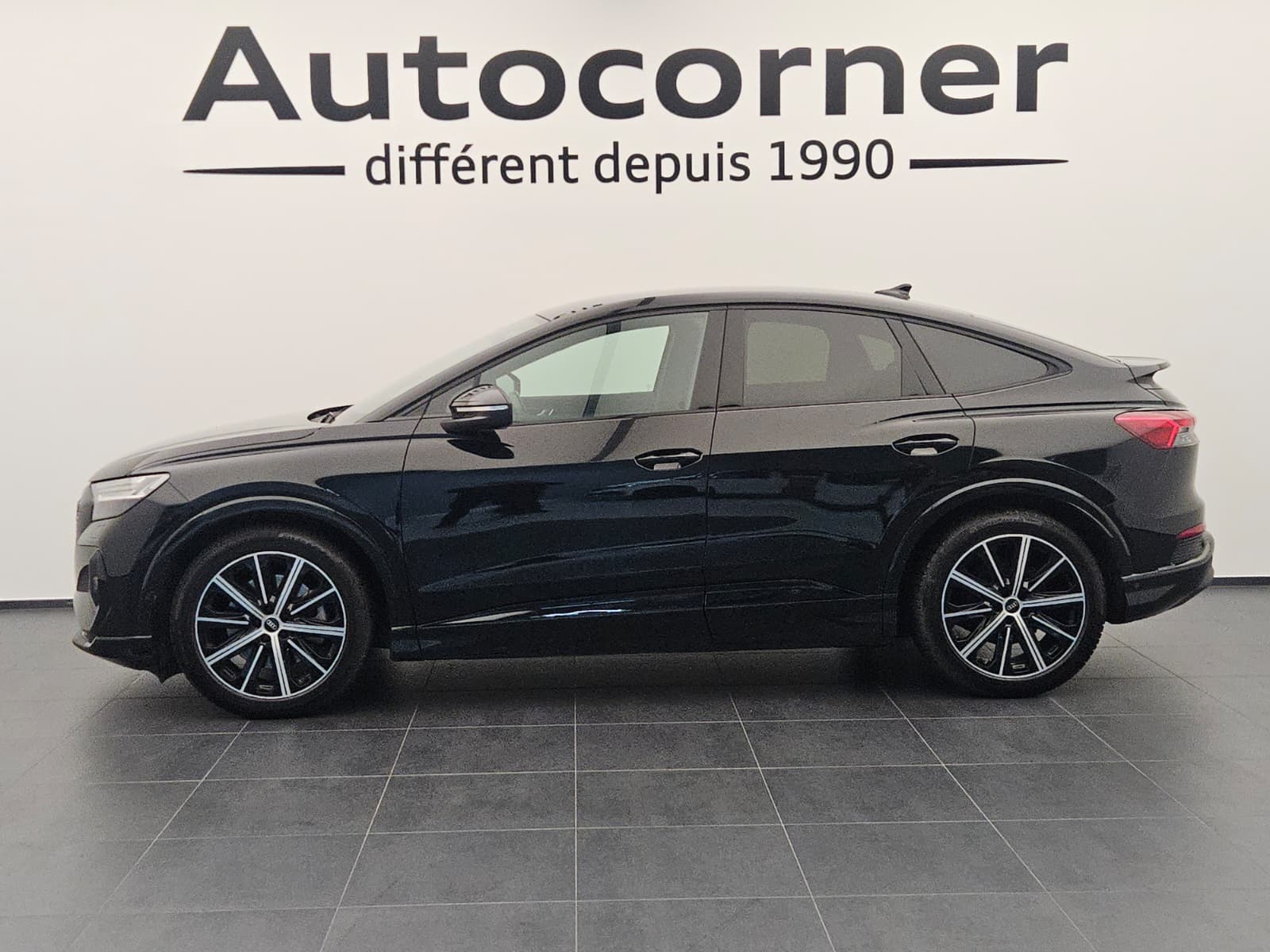 AUDI Q4 Sportback e-tron 50 quattro-image-1