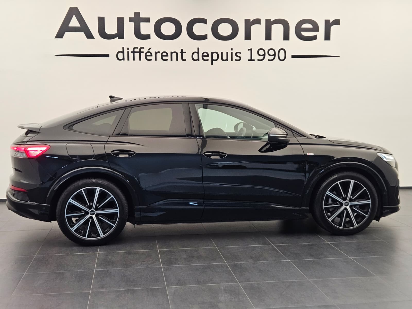 AUDI Q4 Sportback e-tron 50 quattro-image-5