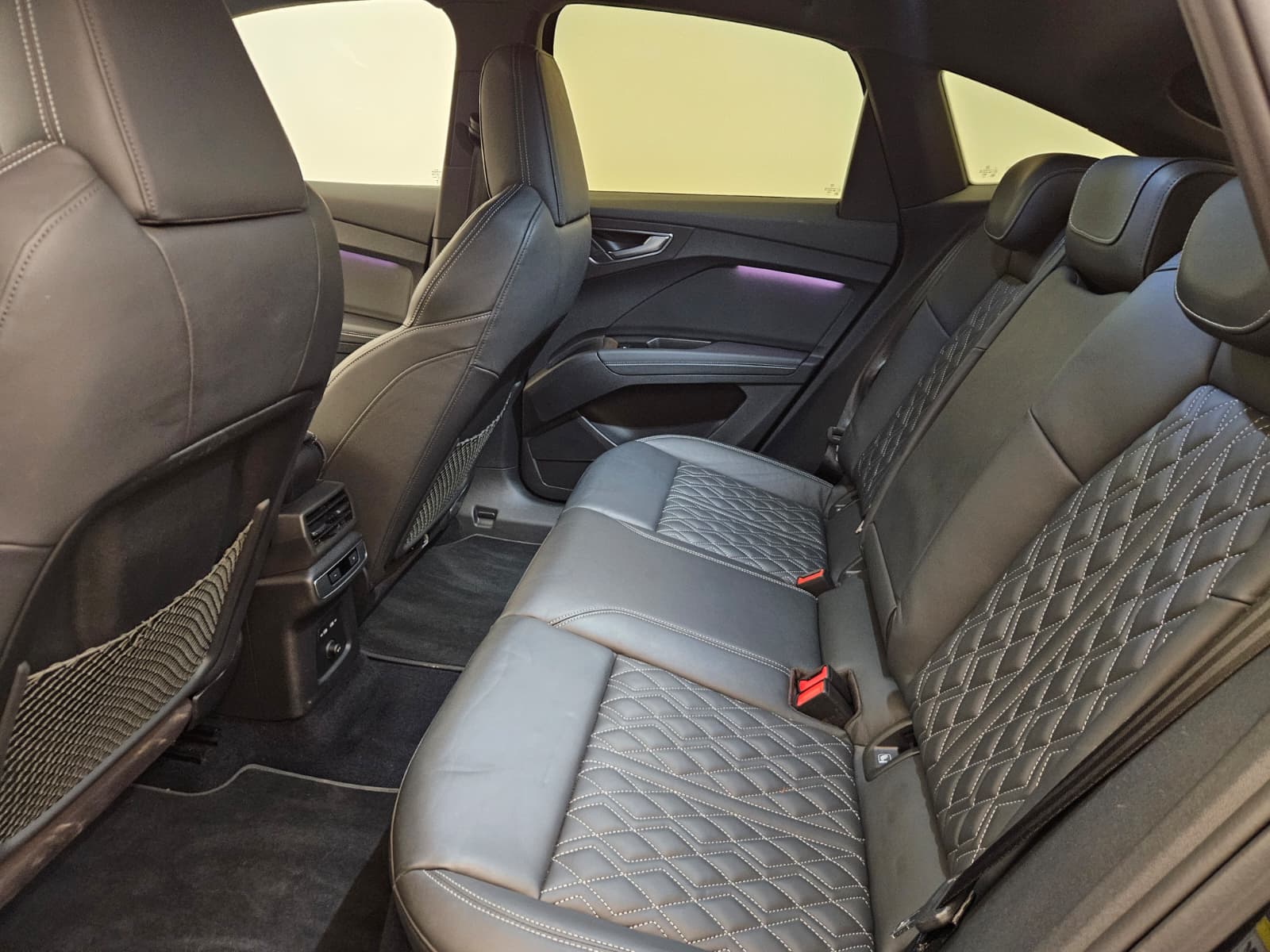 AUDI Q4 Sportback e-tron 50 quattro-image-12