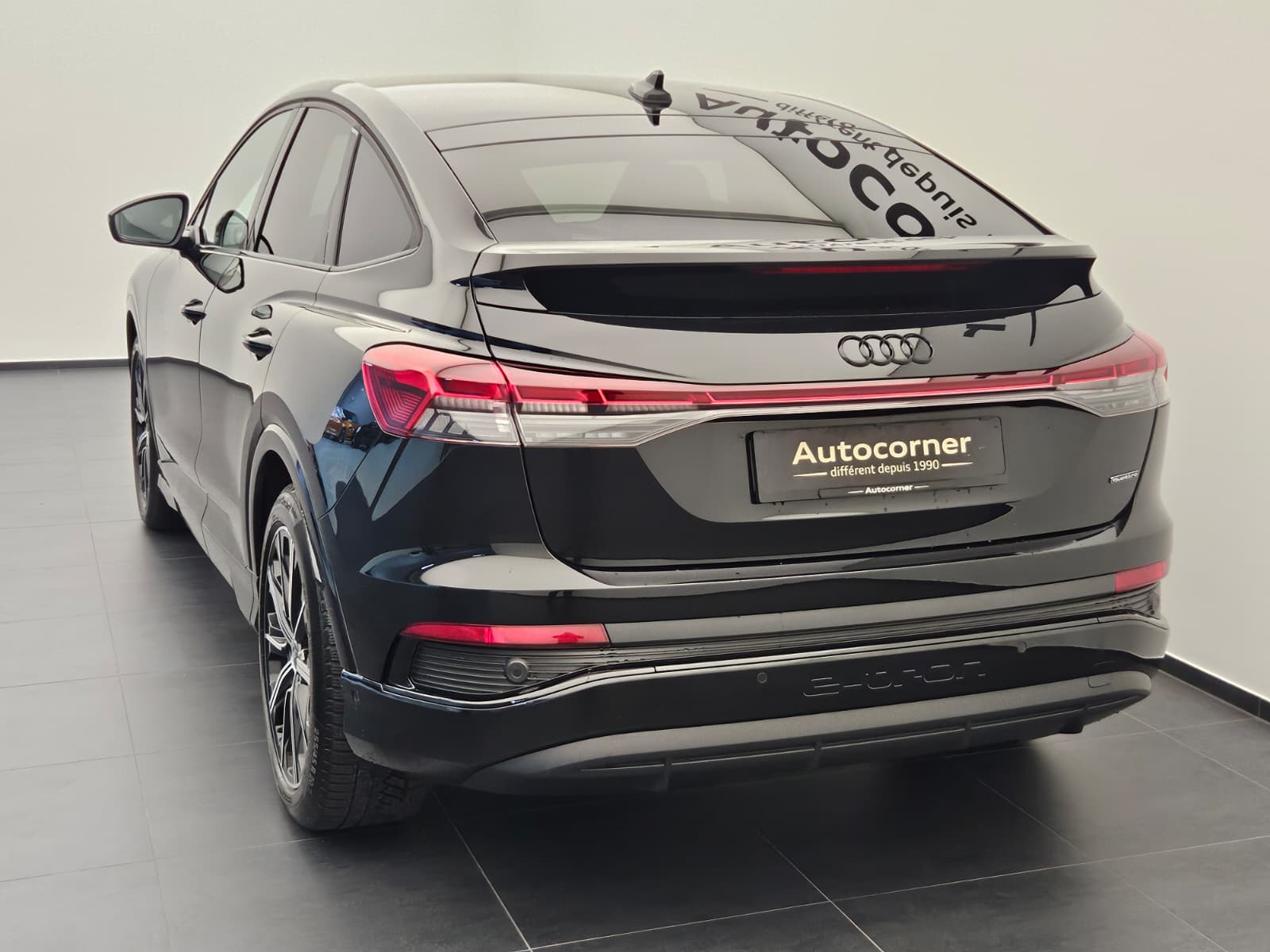 AUDI Q4 Sportback e-tron 50 quattro-image-8