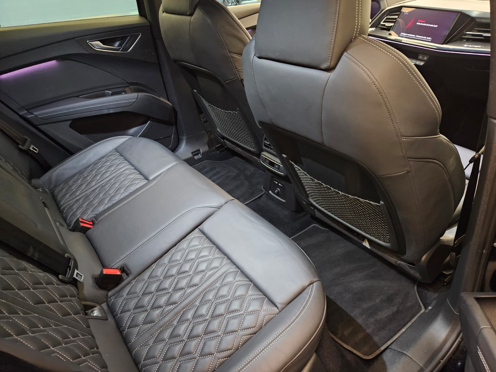 AUDI Q4 Sportback e-tron 50 quattro-image-13