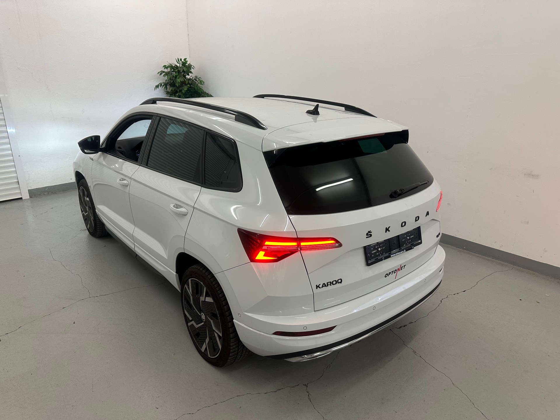 SKODA Karoq 2.0 TSI SportLine 4x4 DSG-image-5
