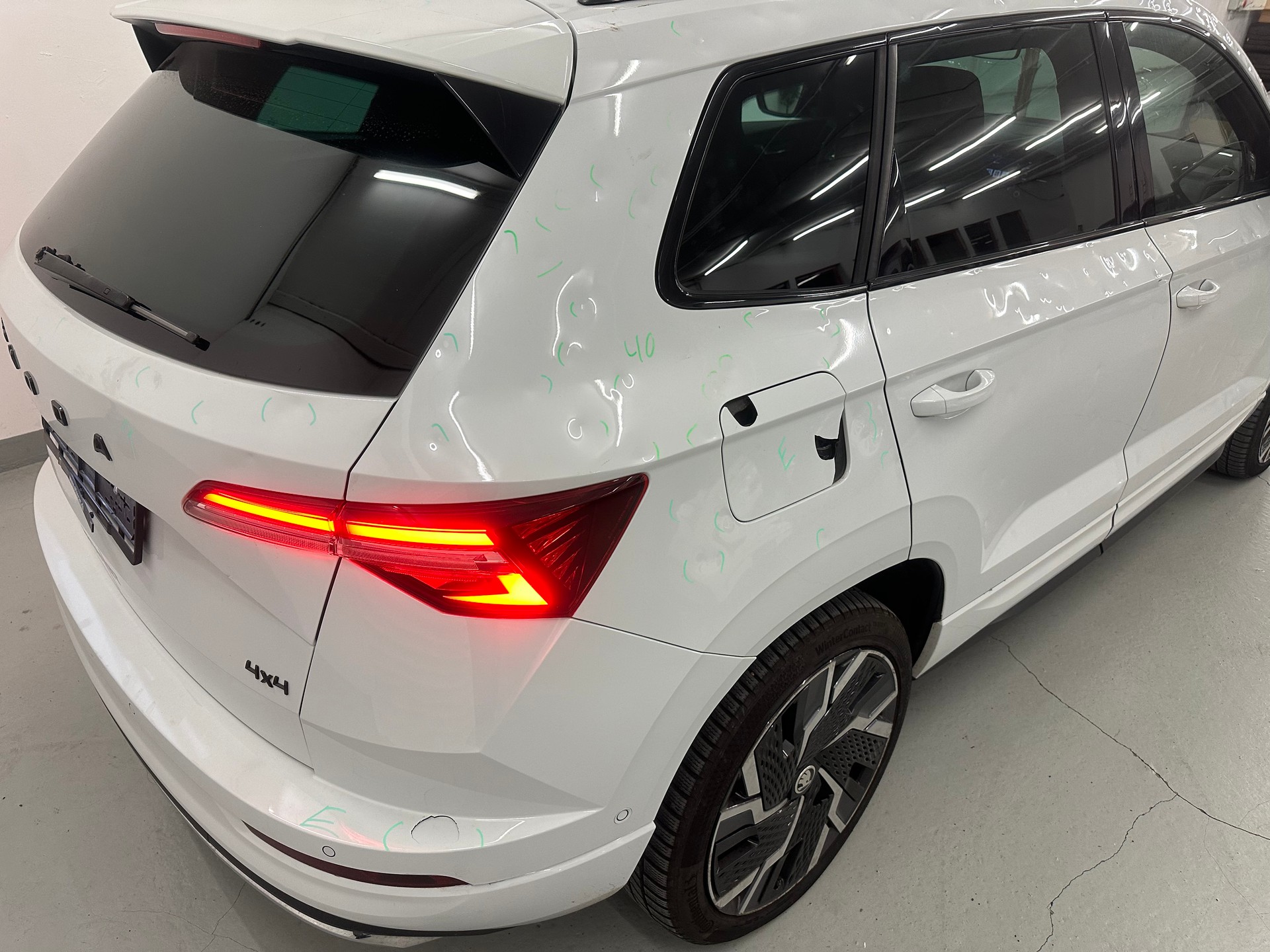 SKODA Karoq 2.0 TSI SportLine 4x4 DSG-image-3