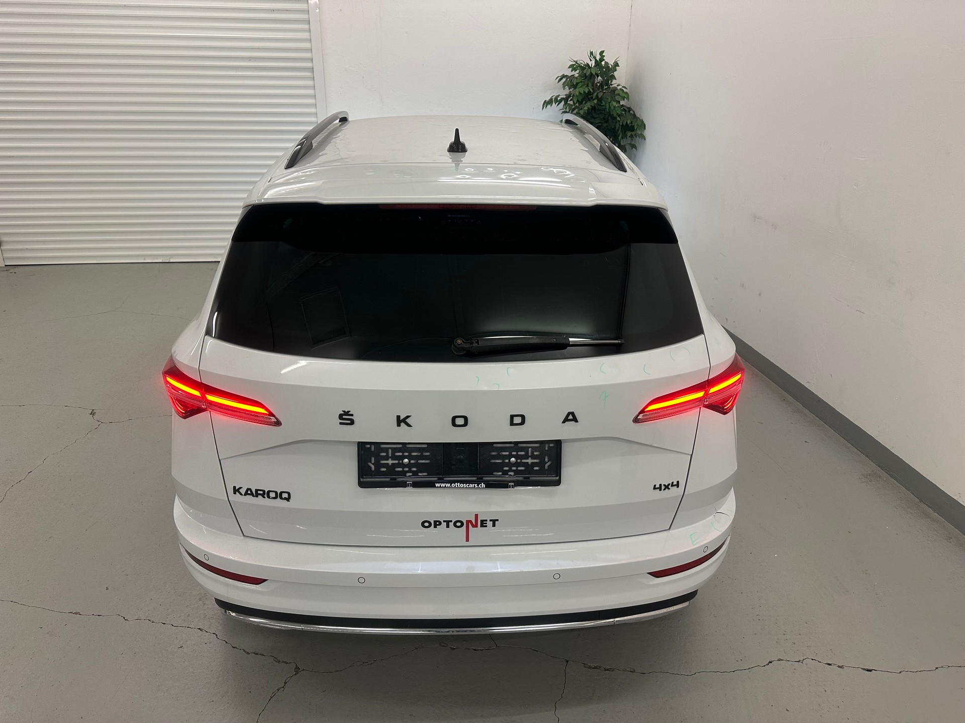 SKODA Karoq 2.0 TSI SportLine 4x4 DSG-image-4