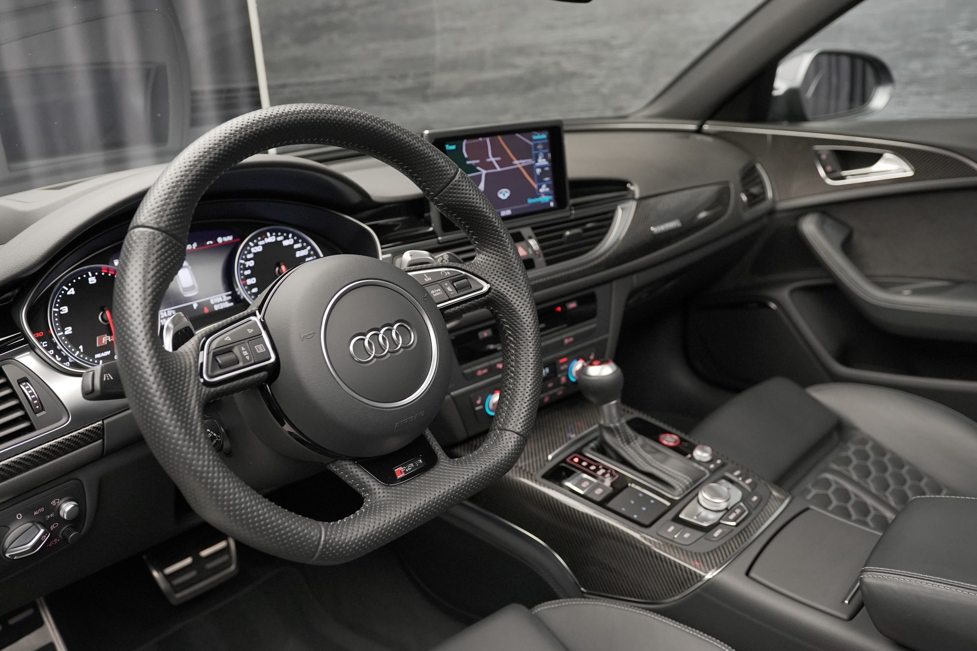 AUDI RS6 Avant 4.0 TFSI V8 performance quattro-image-21