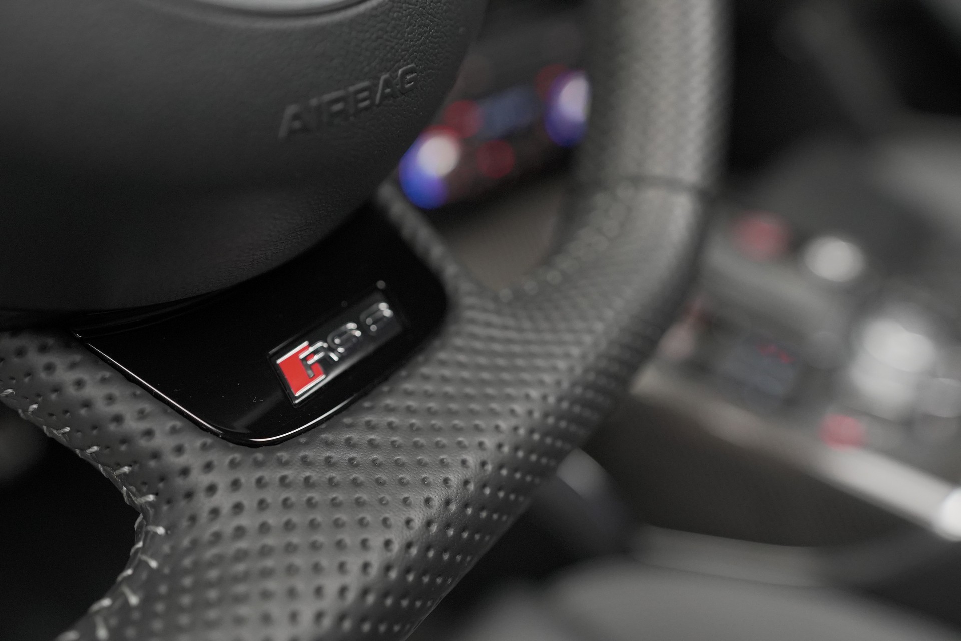 AUDI RS6 Avant 4.0 TFSI V8 performance quattro-image-22