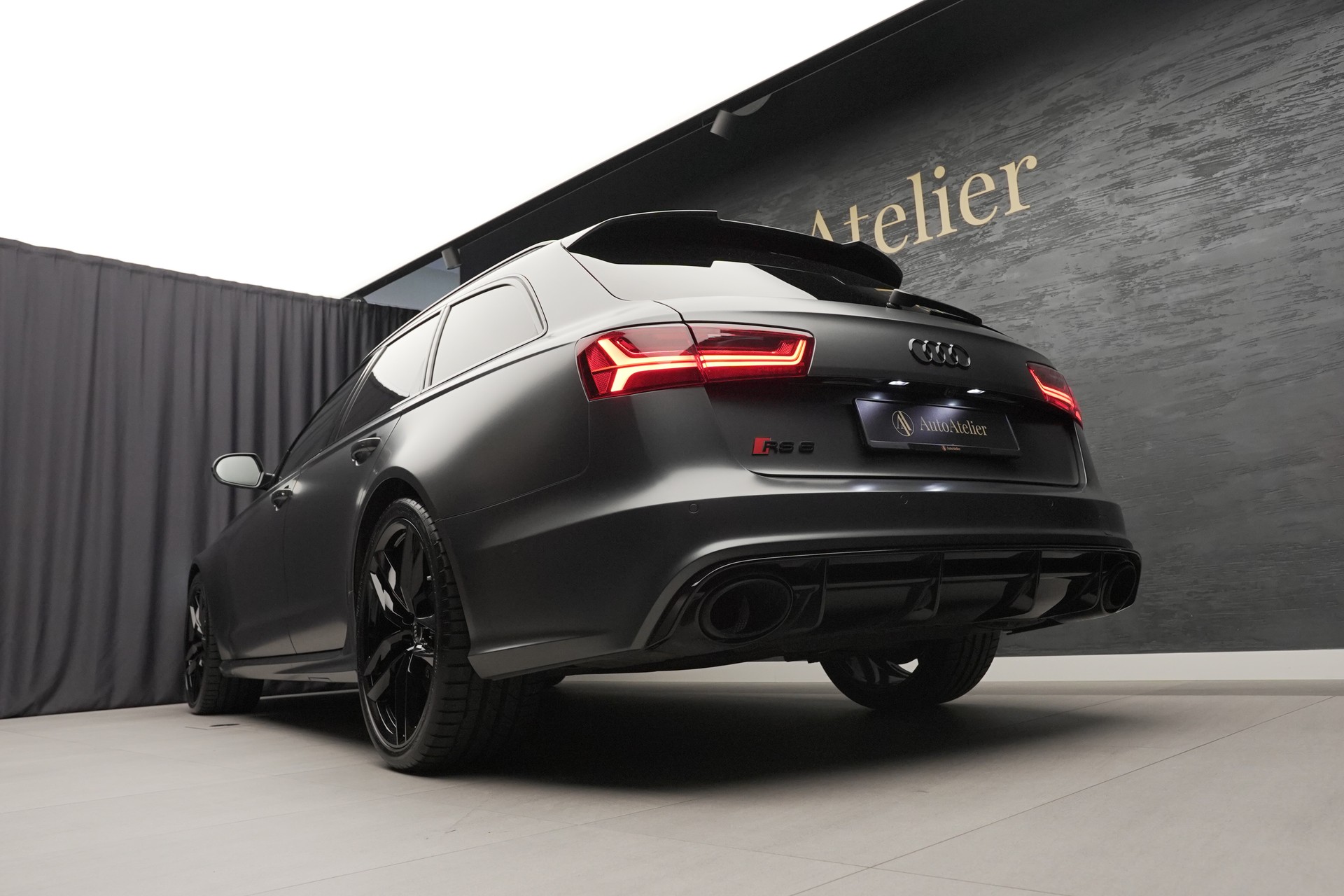 AUDI RS6 Avant 4.0 TFSI V8 performance quattro-image-11