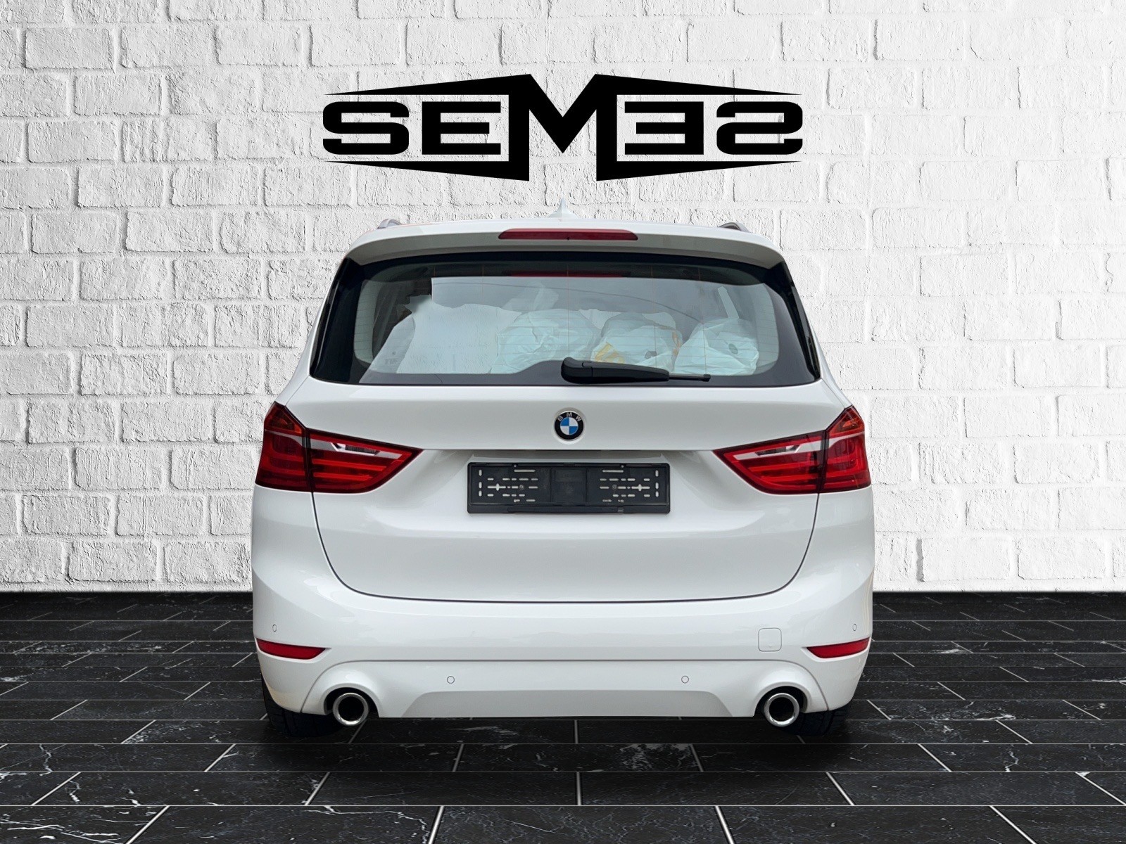 BMW 218d xDrive Gran Tourer Steptronic-image-3