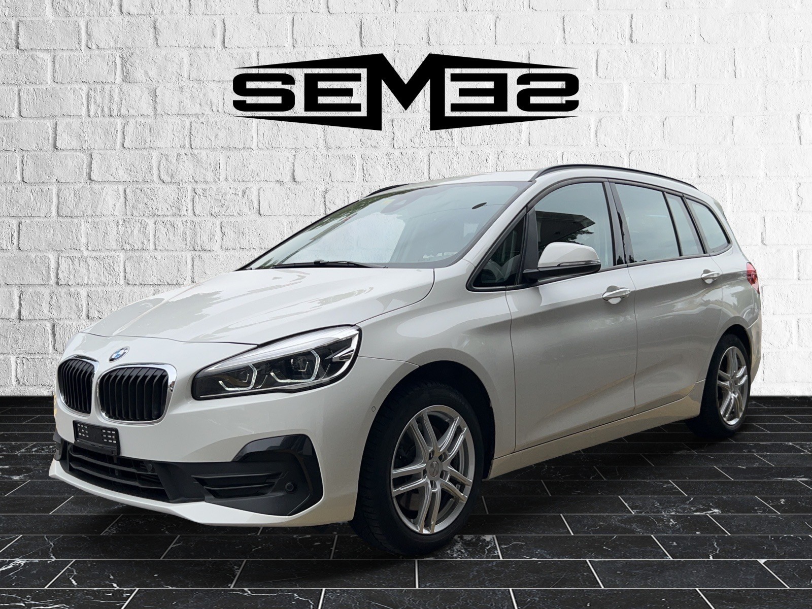 BMW 218d xDrive Gran Tourer Steptronic-image-0