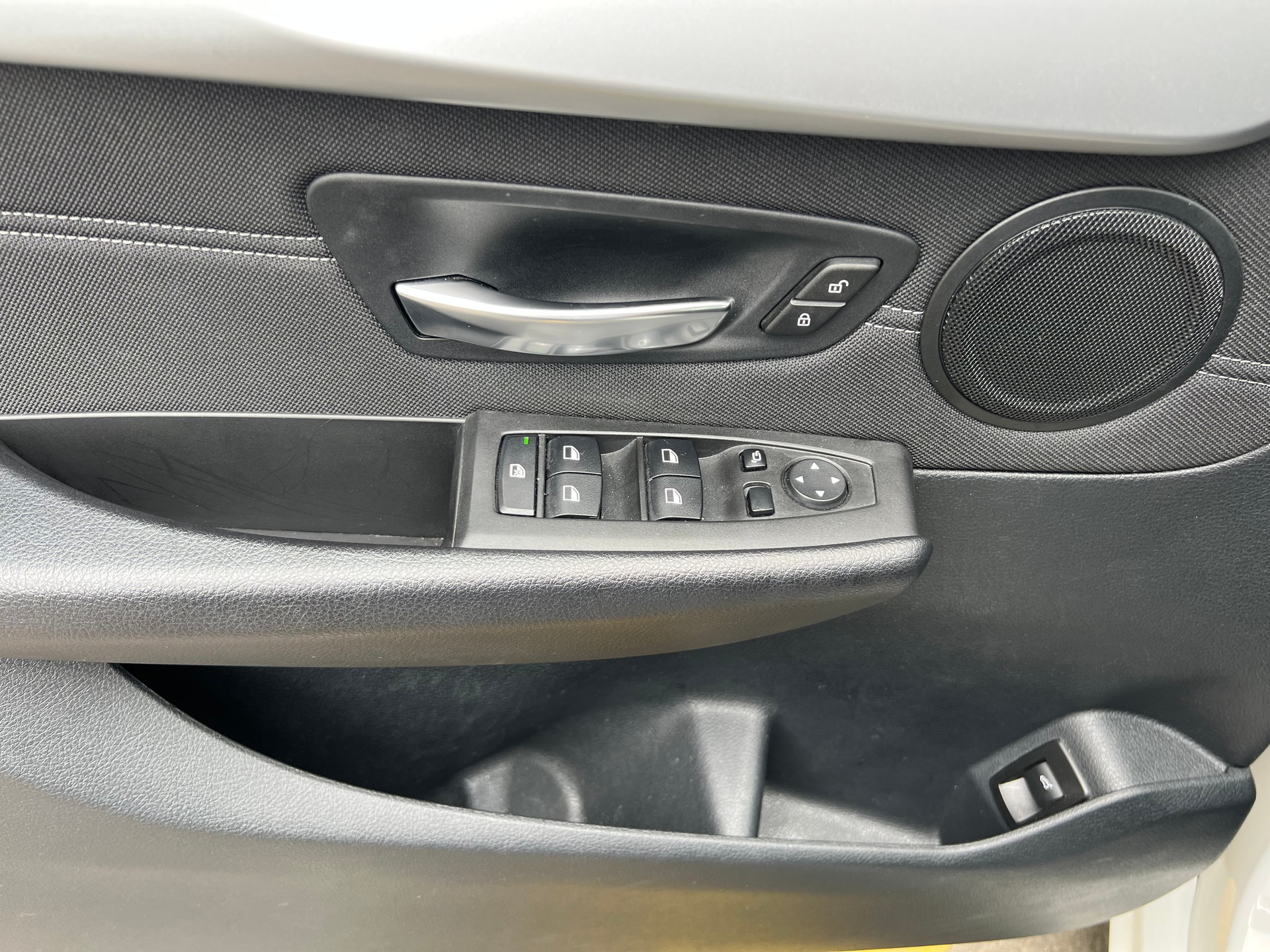 BMW 218d xDrive Gran Tourer Steptronic-image-9