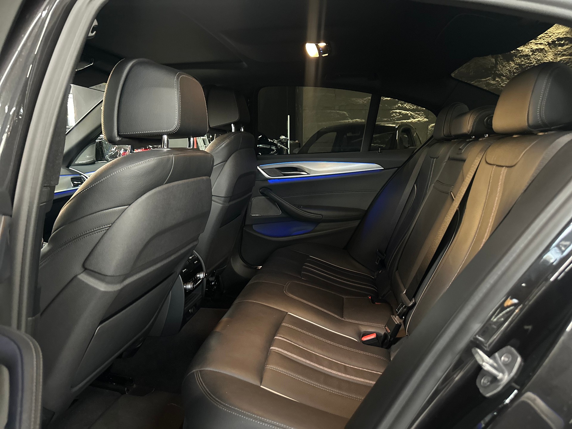 BMW 530i xDrive Steptronic-image-7