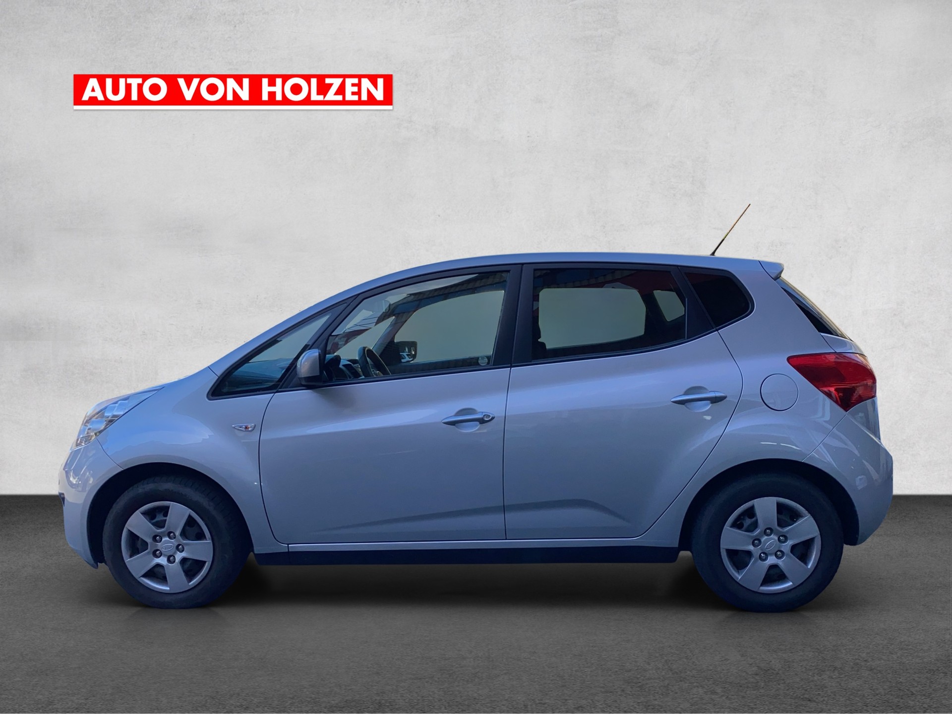 KIA Venga 1.6 CVVT Trend Automatic-image-5