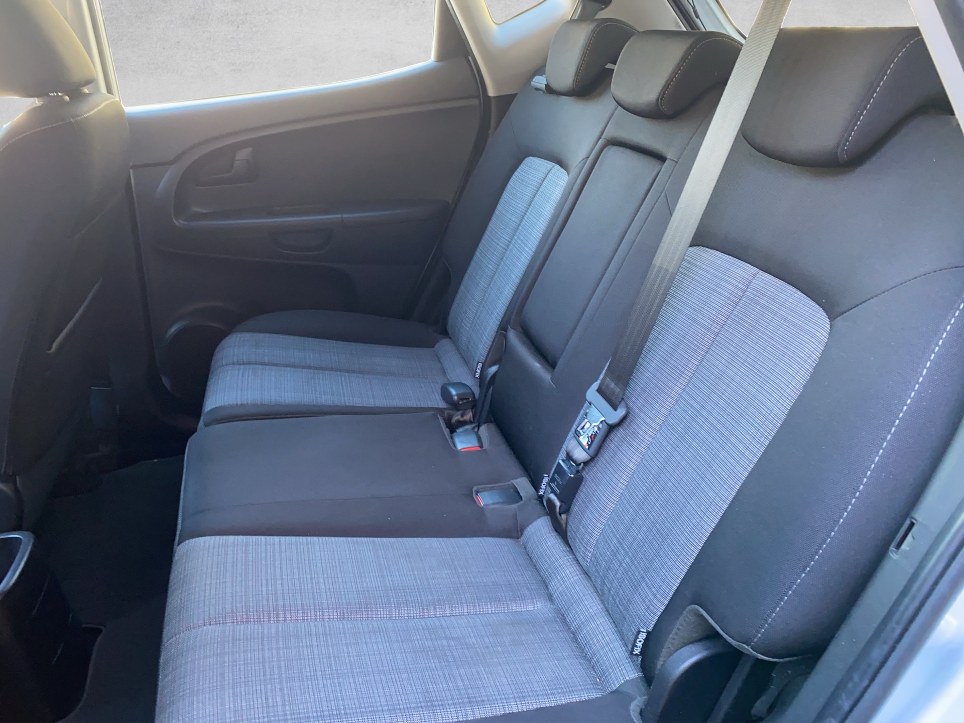 KIA Venga 1.6 CVVT Trend Automatic-image-8