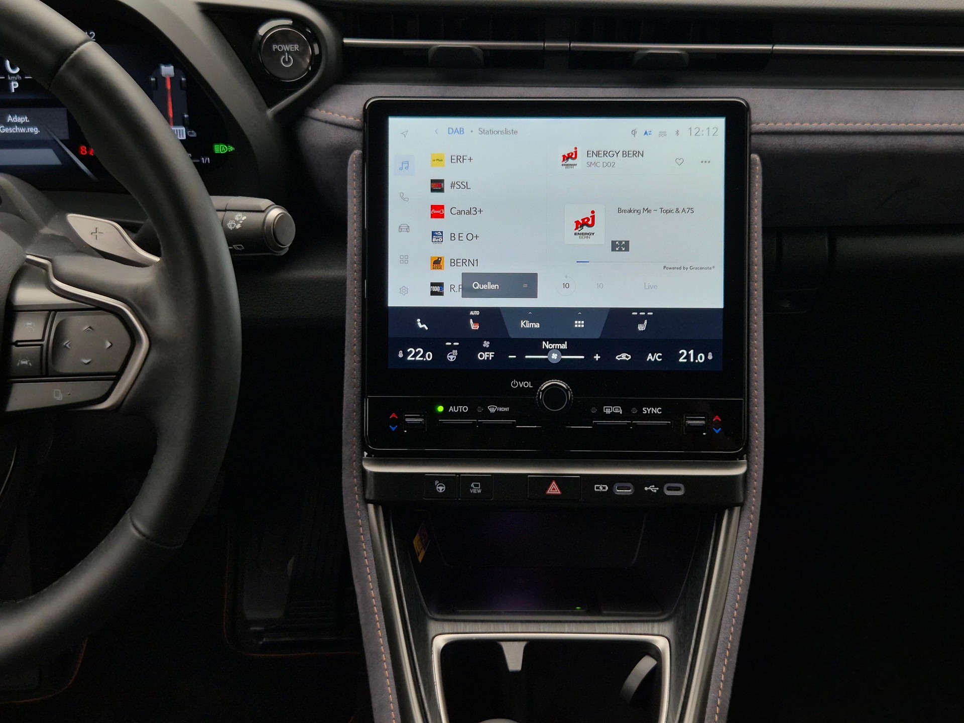 LEXUS LBX 1.5 Hybrid Cool-image-15
