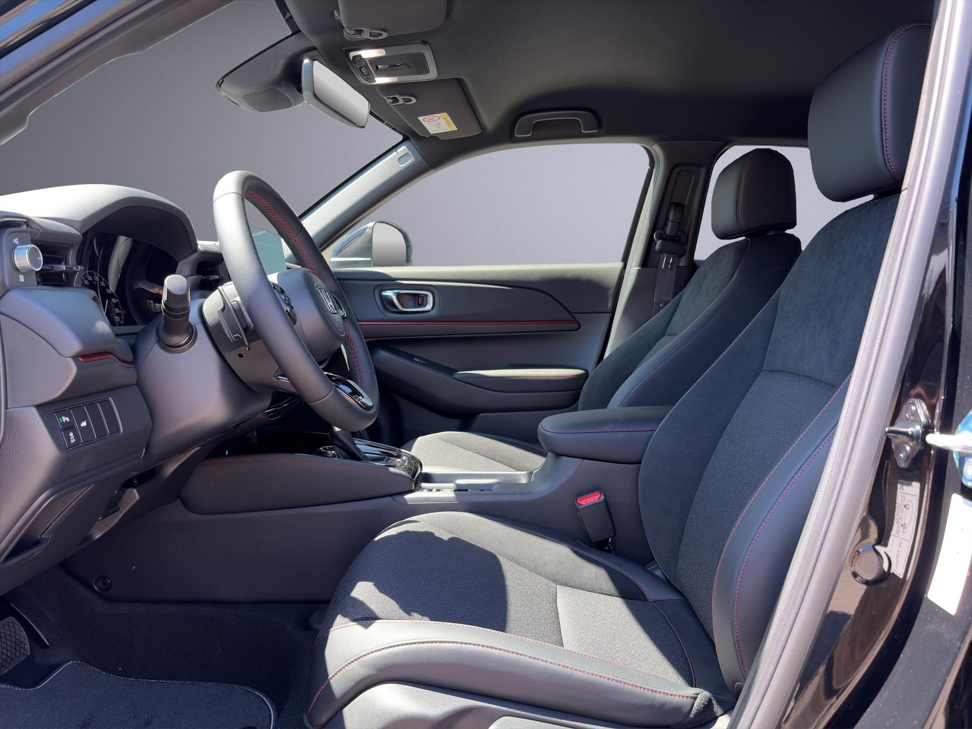 HONDA HR-V 1.5 i-MMD Advance Sport-image-8