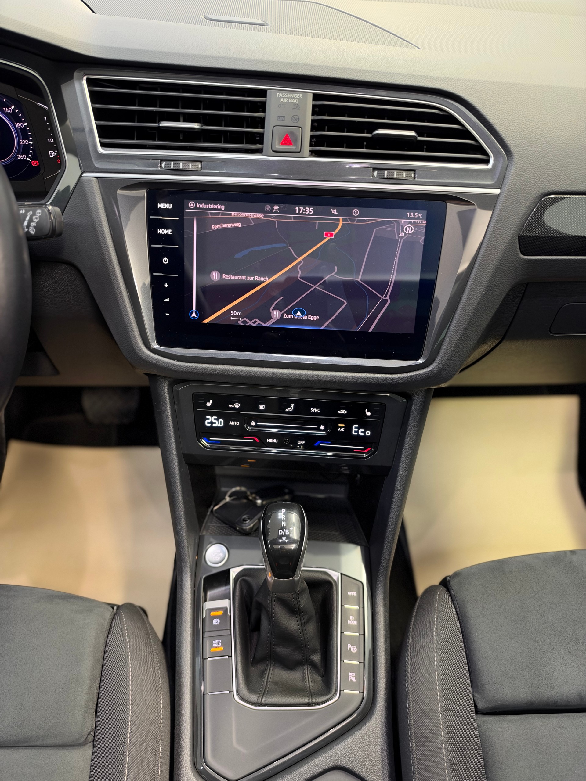 VW Tiguan 1.4TSI PHEV R-Line DSG-image-13