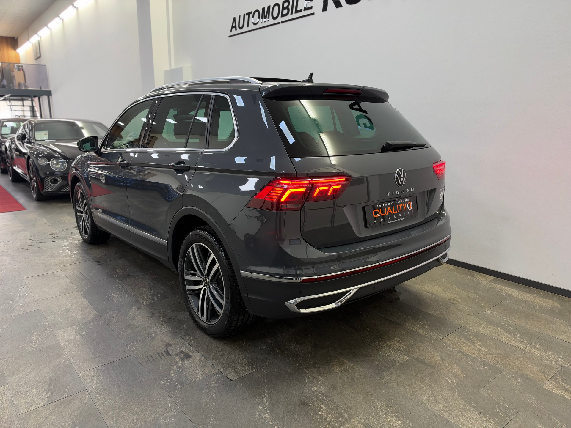 VW Tiguan 1.4TSI PHEV R-Line DSG-image-3