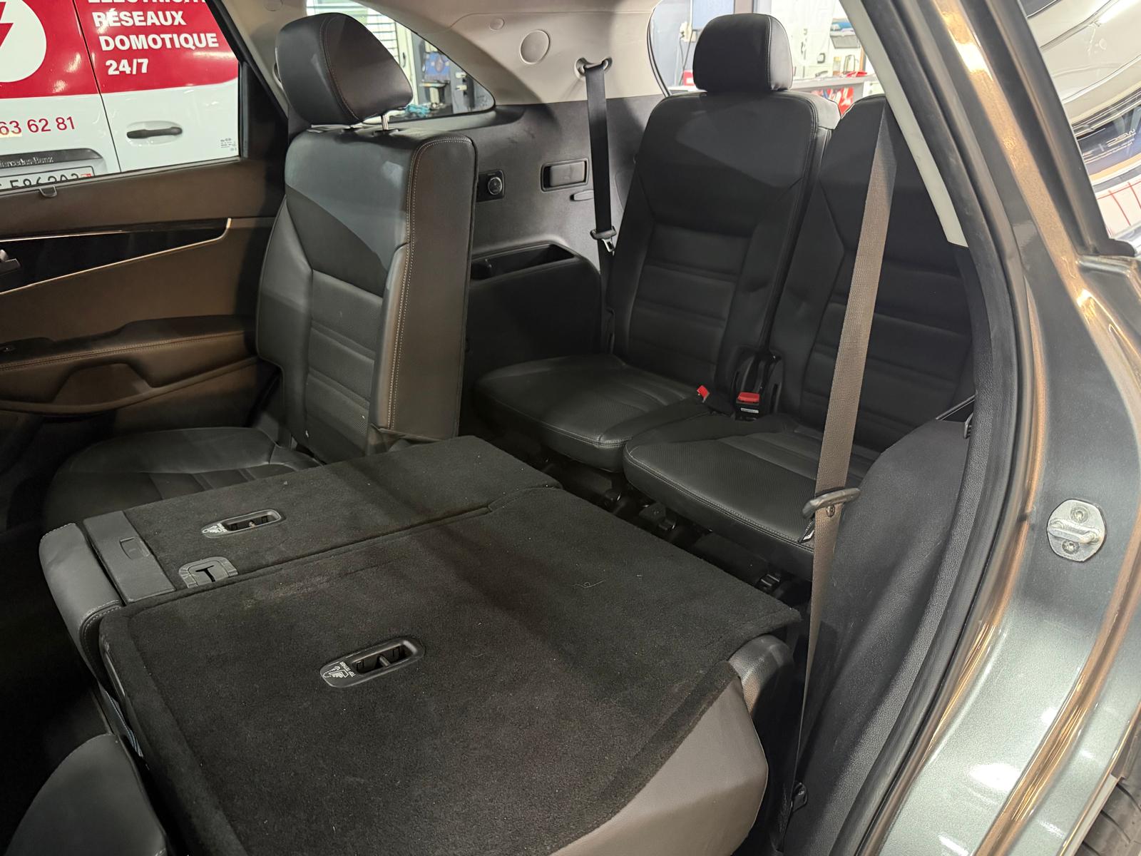 KIA Sorento 2.2 CRDI Style 7P. Automatic-image-14