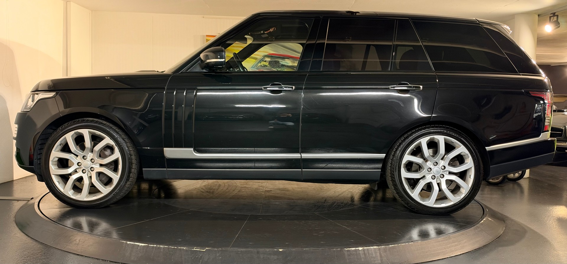 LAND ROVER Range Rover 4.4 SDV8 Autobiography Automatic-image-7