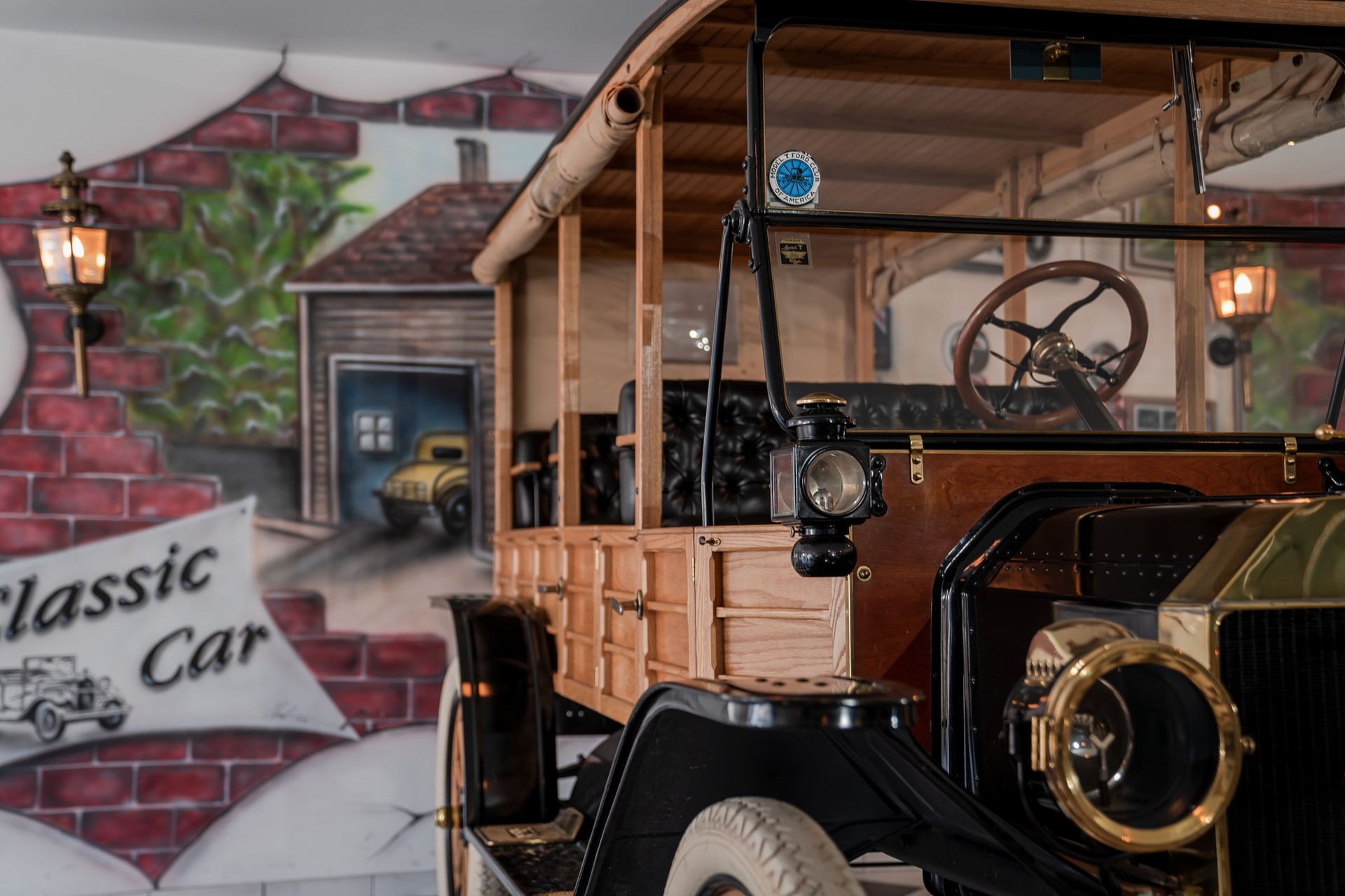 FORD 1914 Model T Depot Hack-image-4