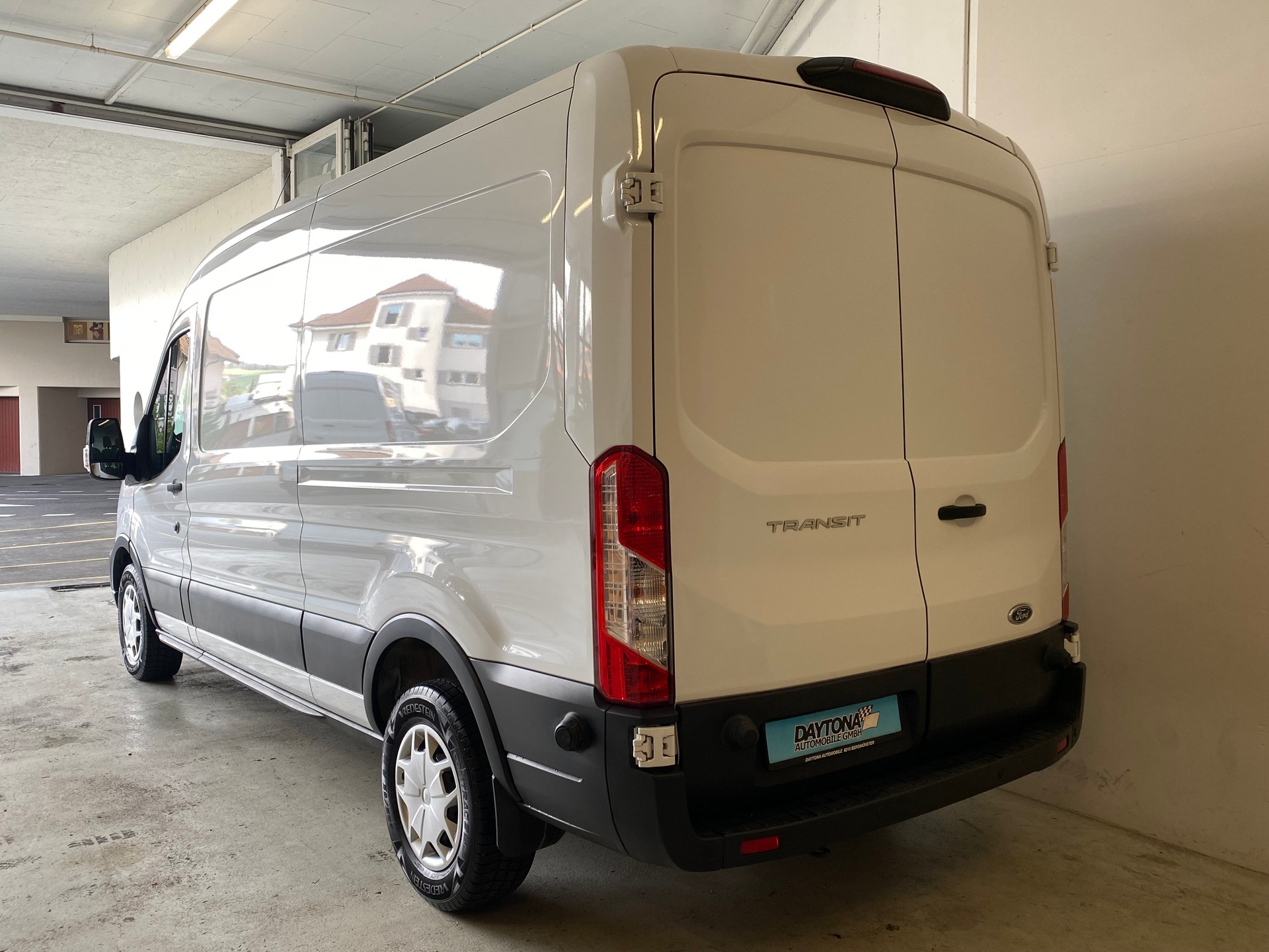 FORD Transit L3 Trend 2.0 TDCi 130 FWD-image-2