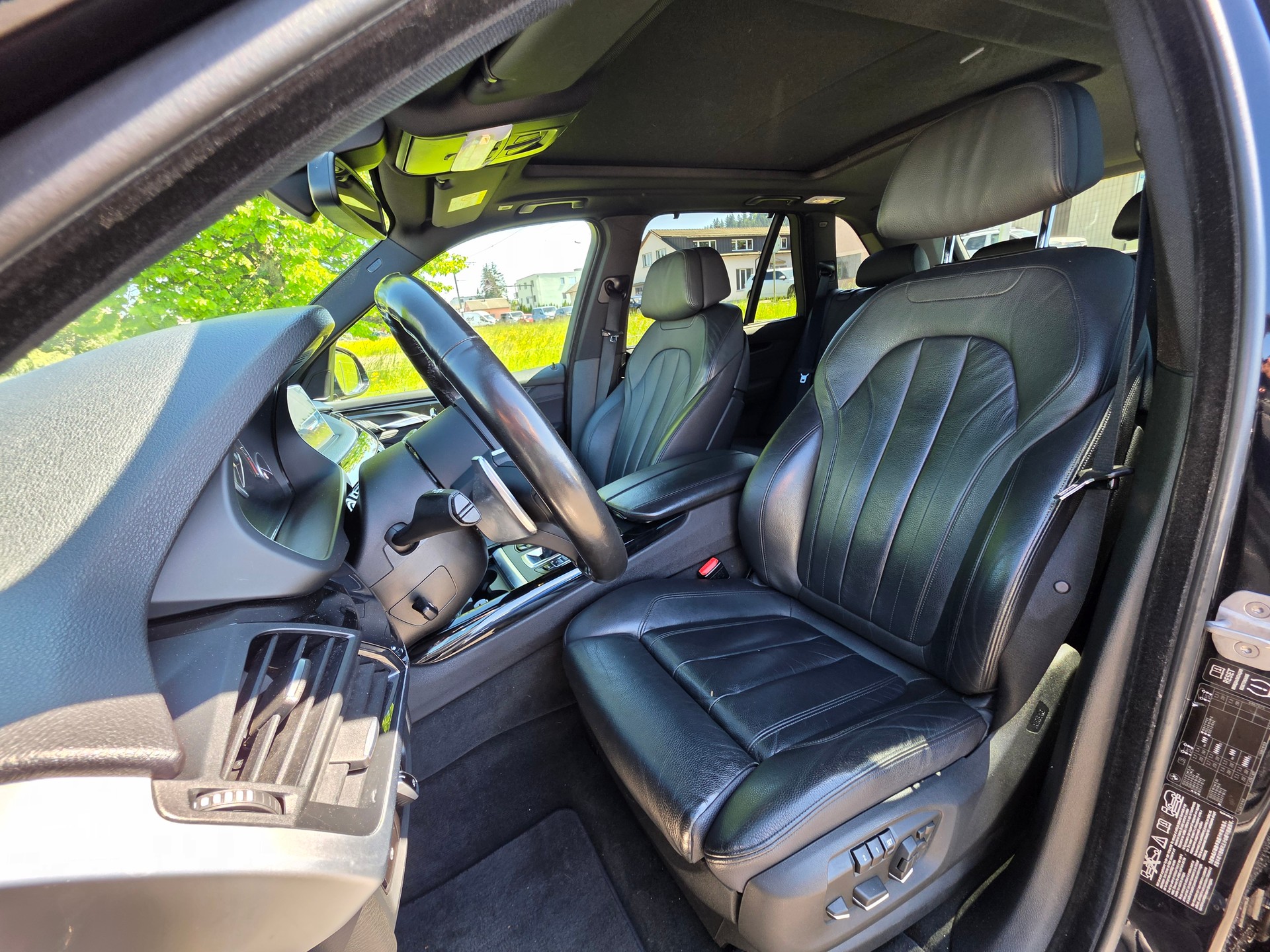 BMW X5 xDrive 40d Steptronic-image-11