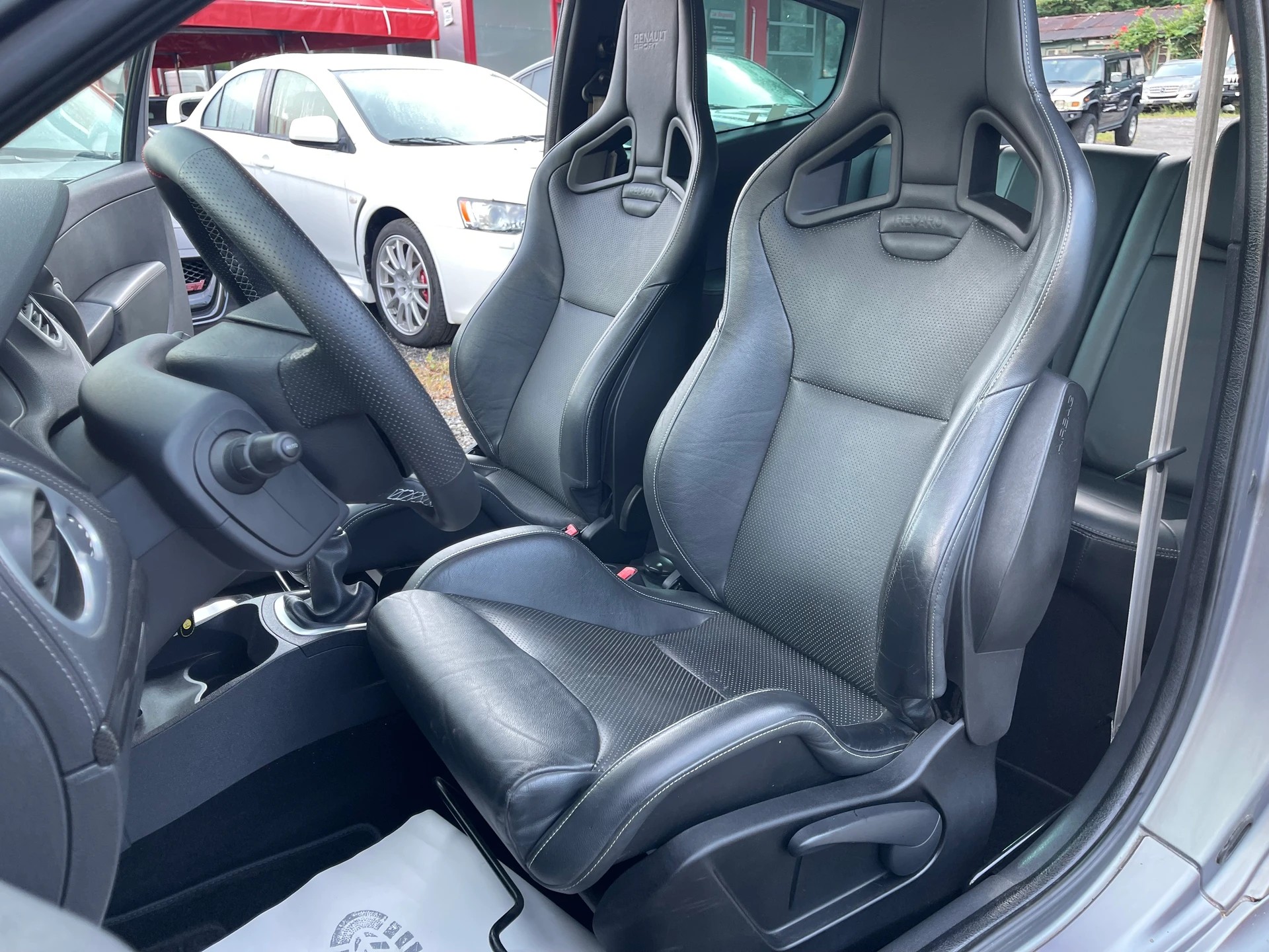 RENAULT Clio 2.0 16V Ange&Démon-image-13