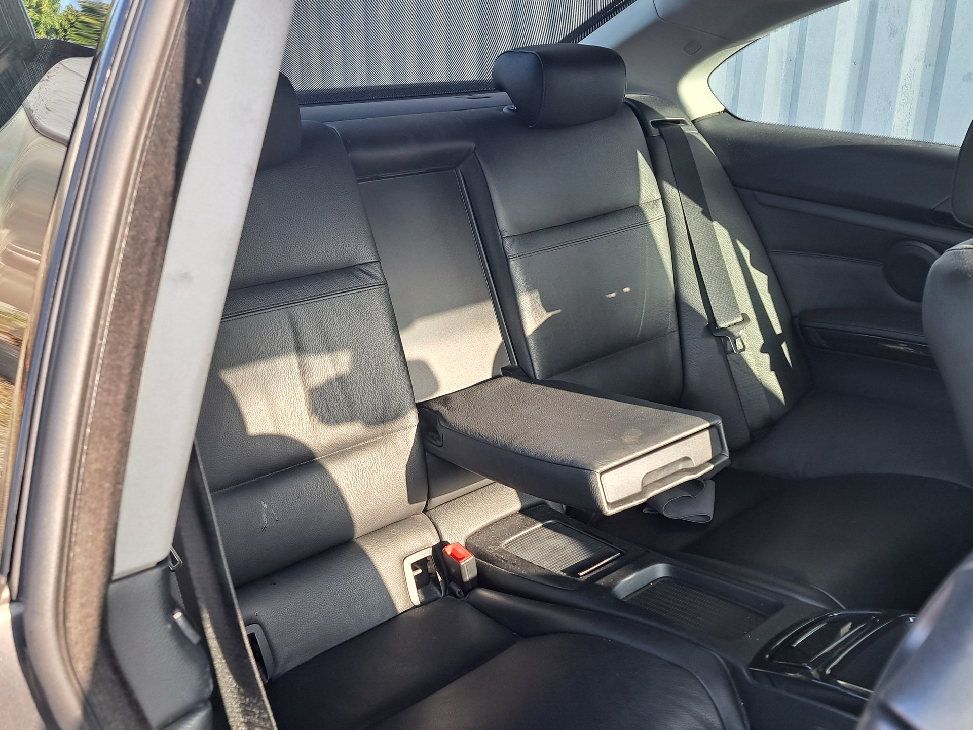 BMW 325xi Coupé-image-6