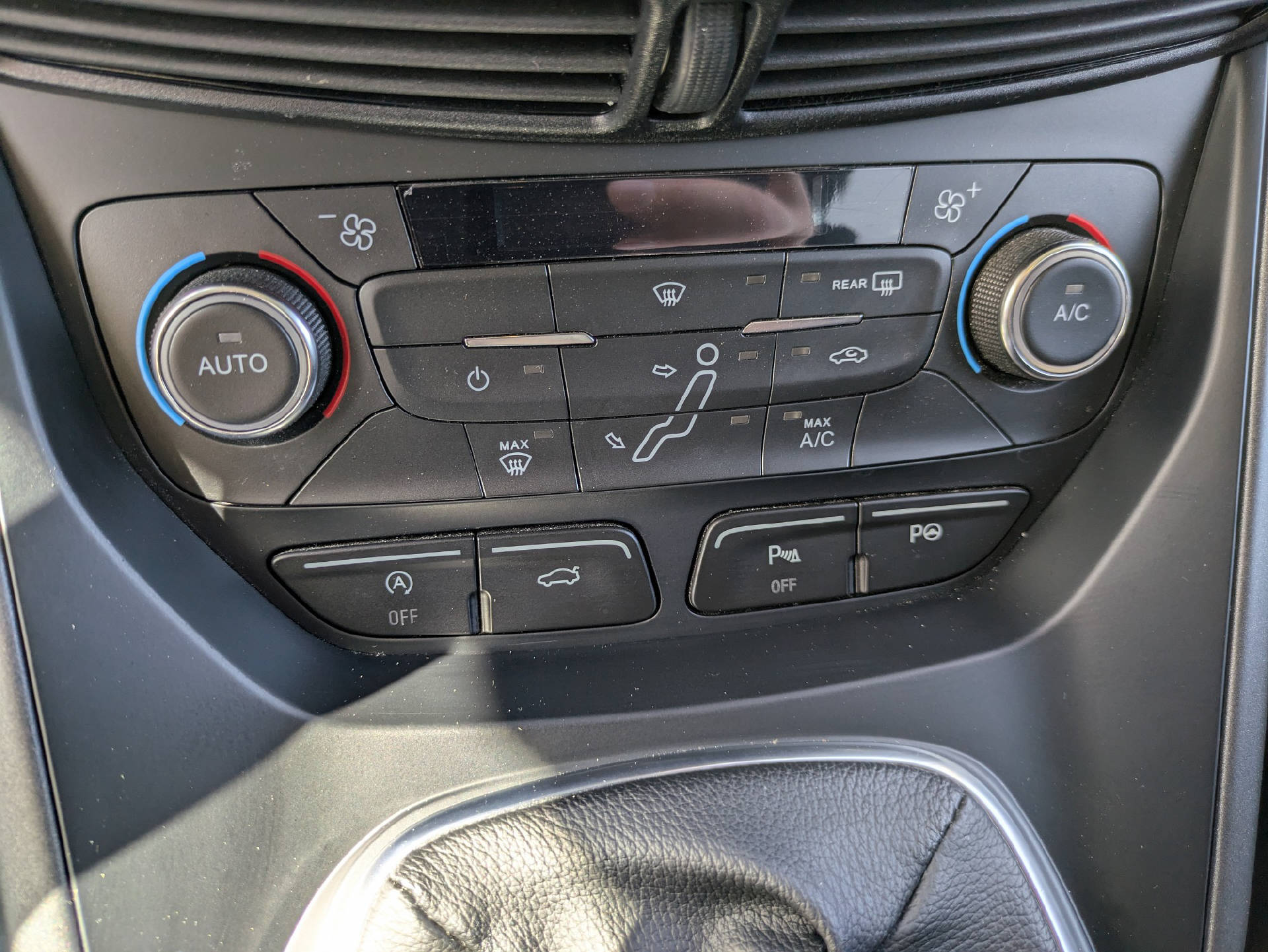 FORD C-Max 1.0i EcoB 100 Trend S/S-image-4