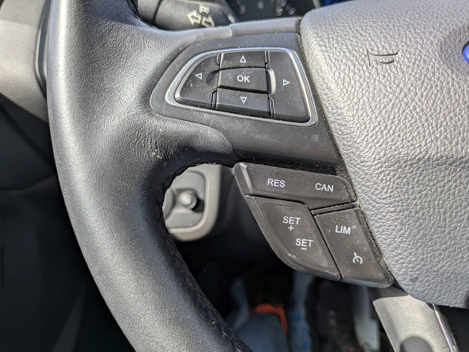 FORD C-Max 1.0i EcoB 100 Trend S/S-image-5