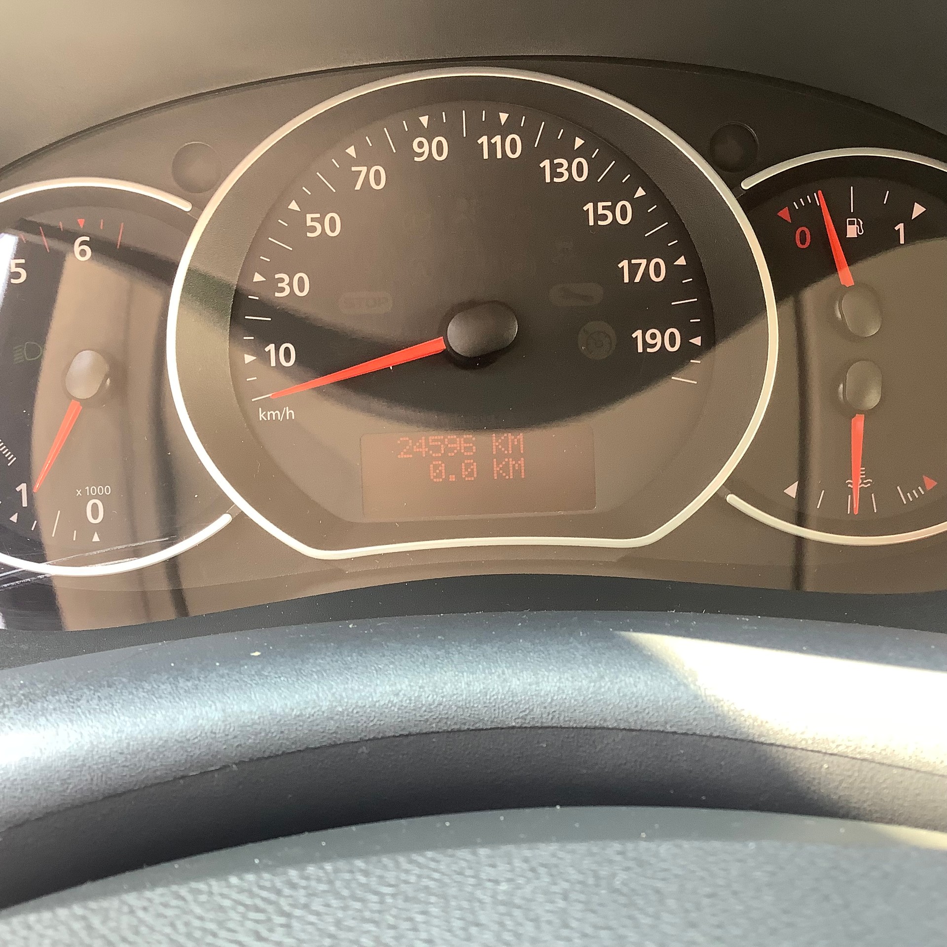 RENAULT Kangoo 1.2 16V Turbo Zen+-image-15