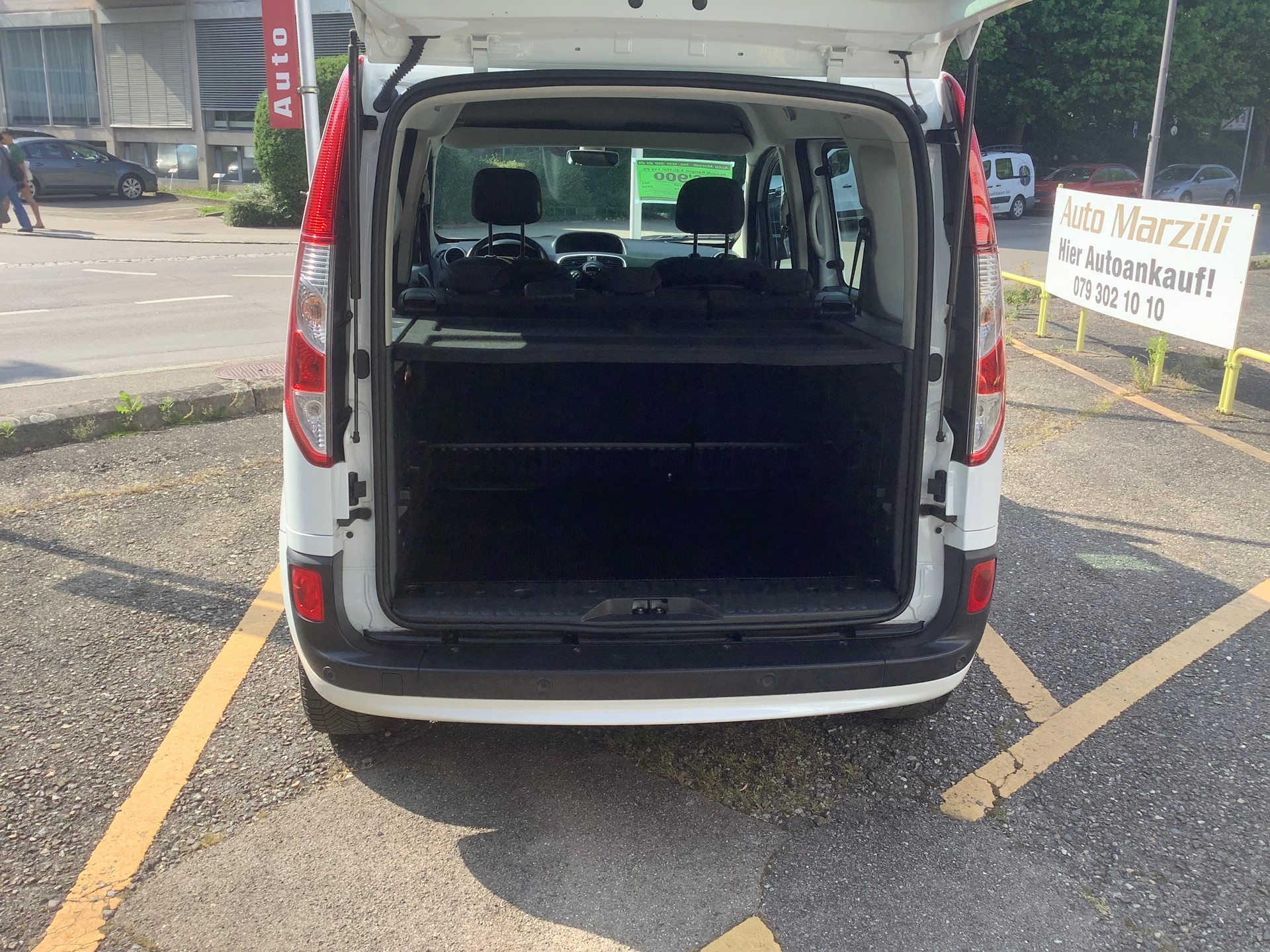 RENAULT Kangoo 1.2 16V Turbo Zen+-image-6