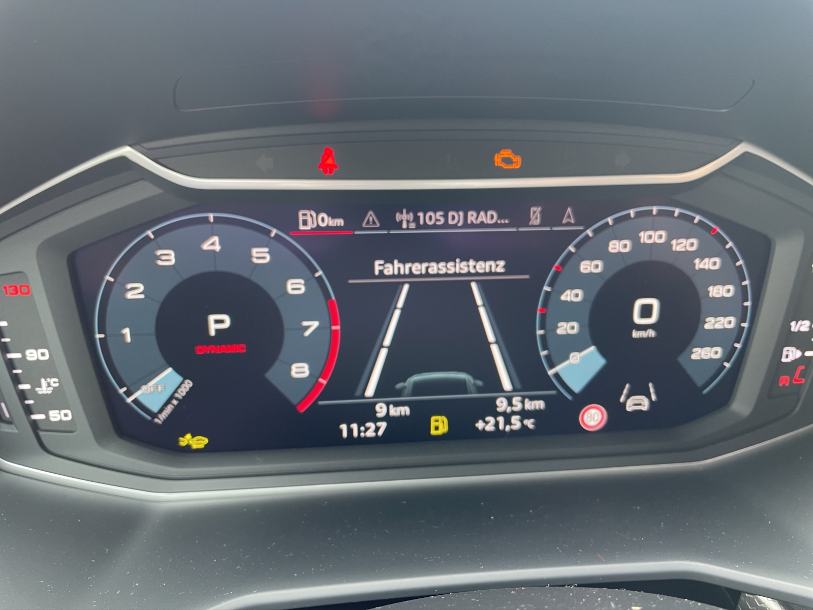 AUDI S line Attraction S-tronic-image-10
