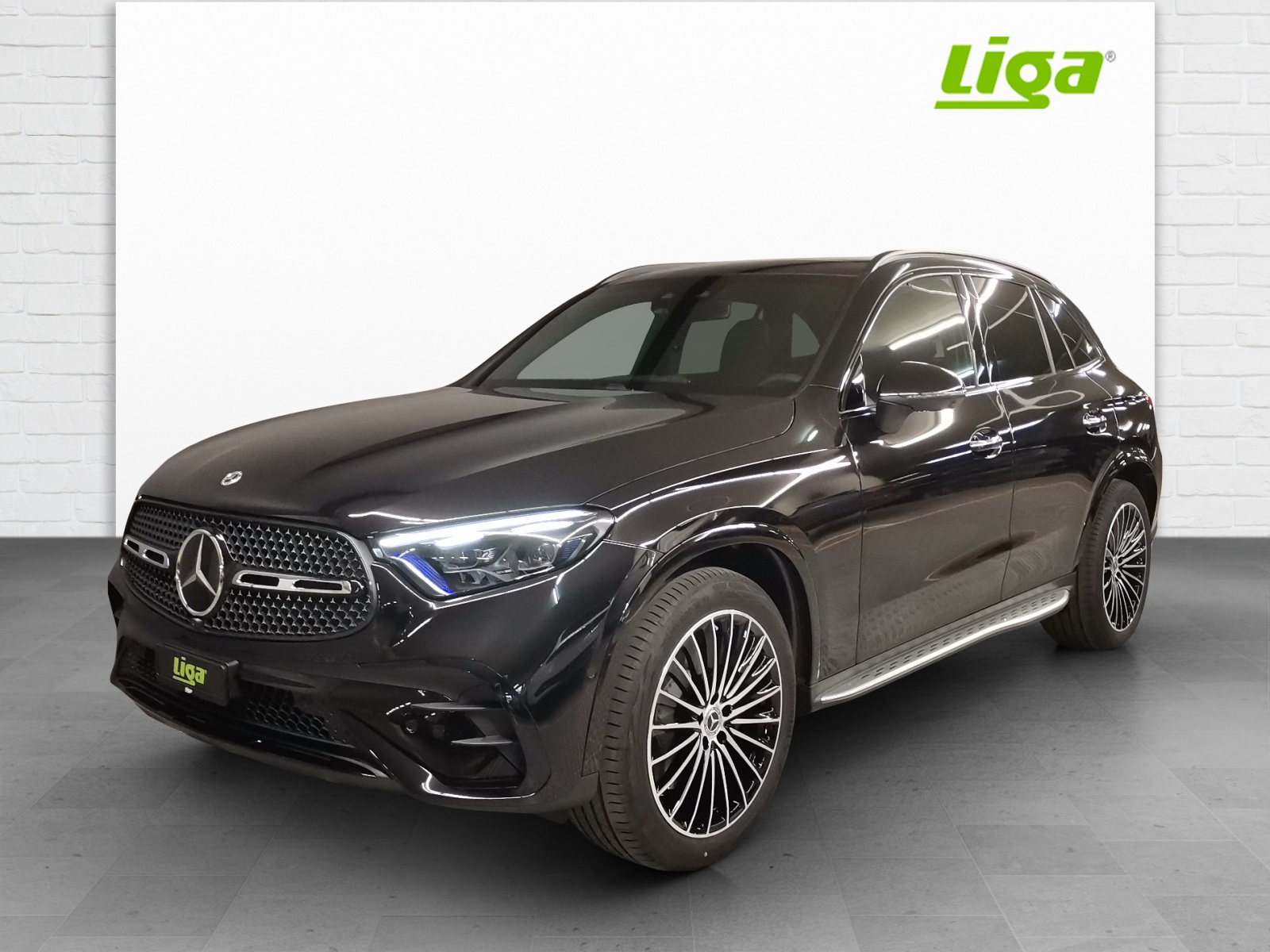 MERCEDES-BENZ GLC 200 AMG Line 4Matic-image-1
